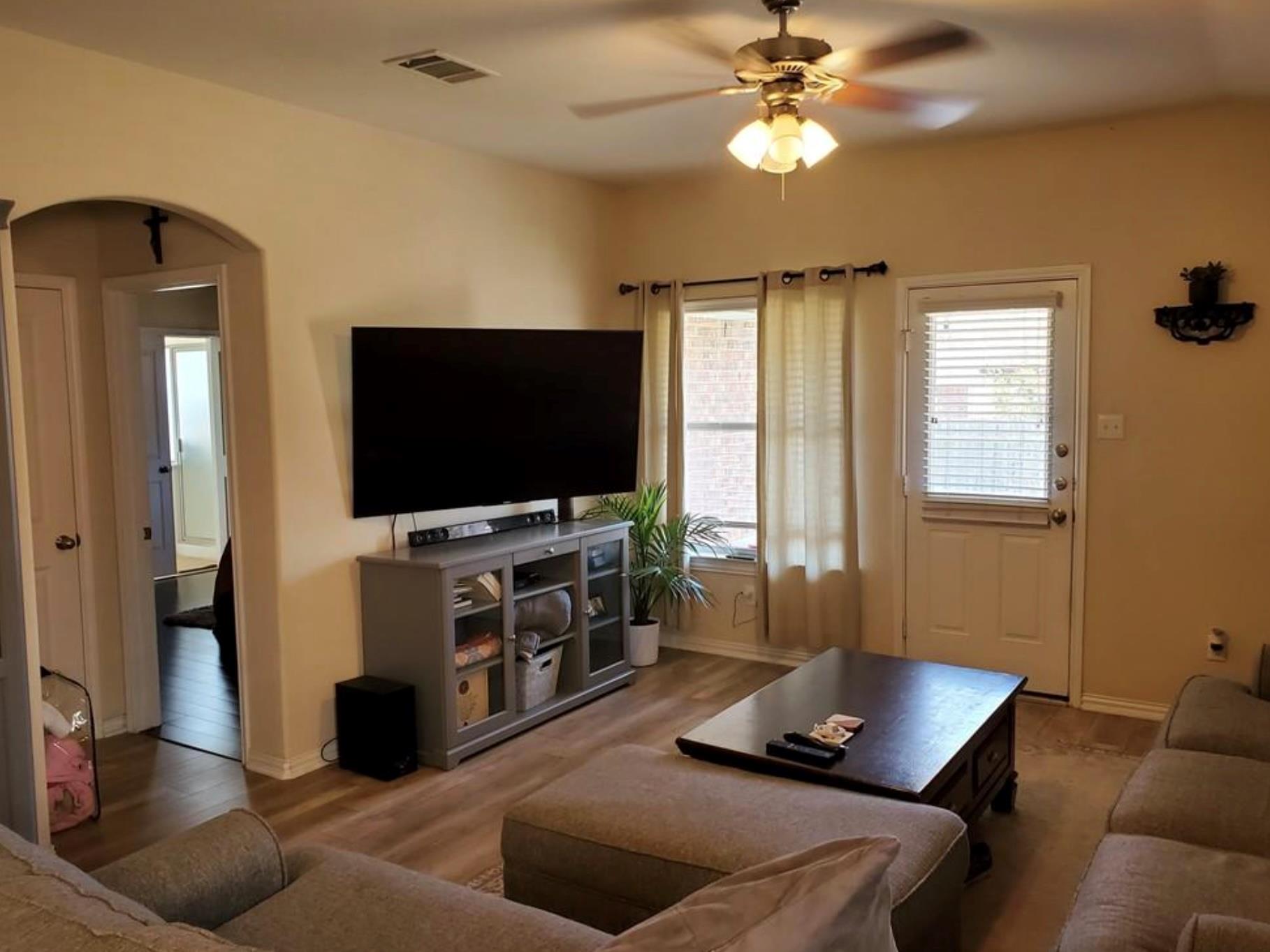 2344 Chimney Rock Rd, Leander, TX 78641