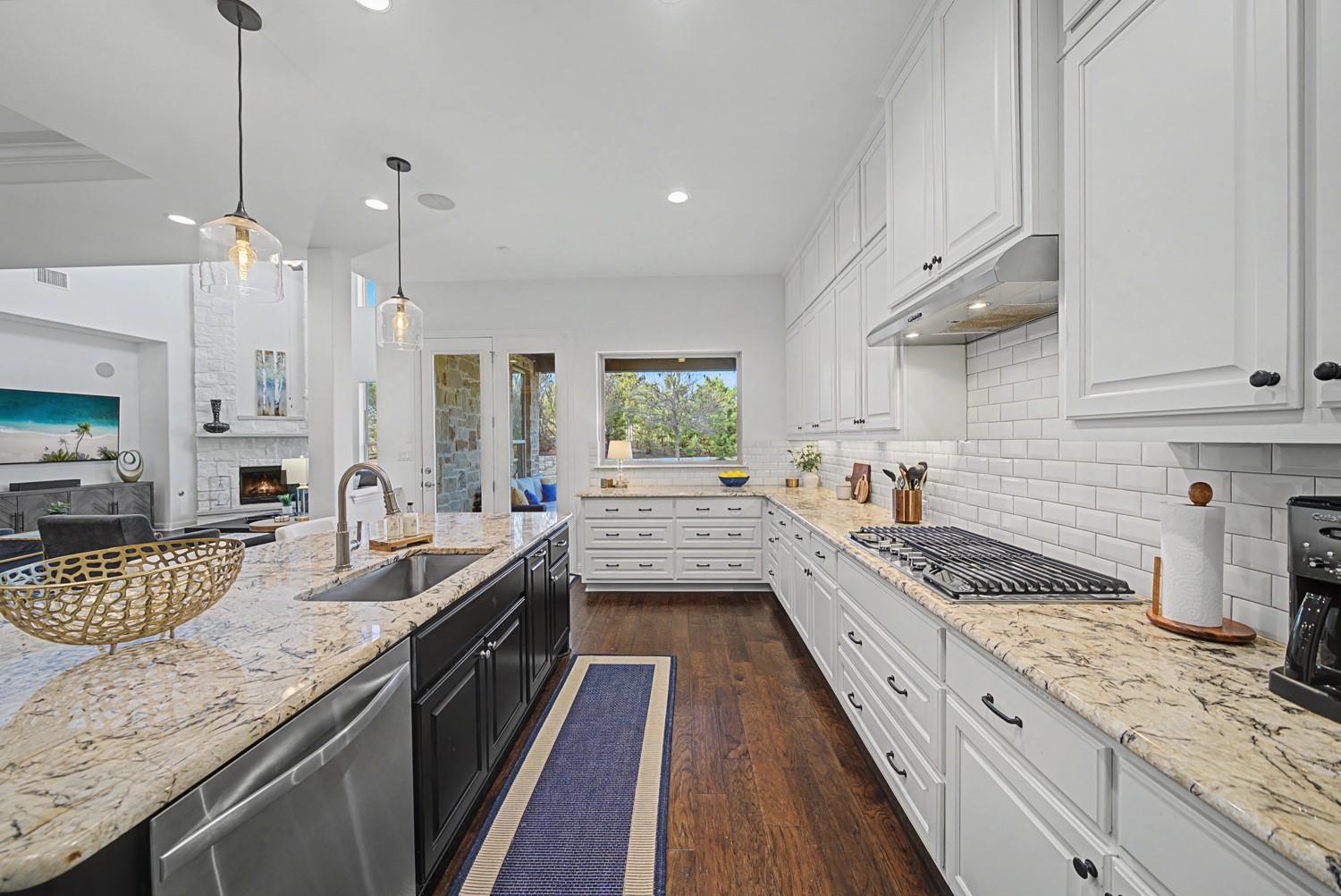 18520 Dewitt Pl, Austin, TX 78738