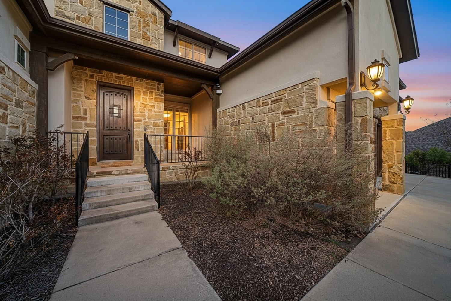 18520 Dewitt Pl, Austin, TX 78738