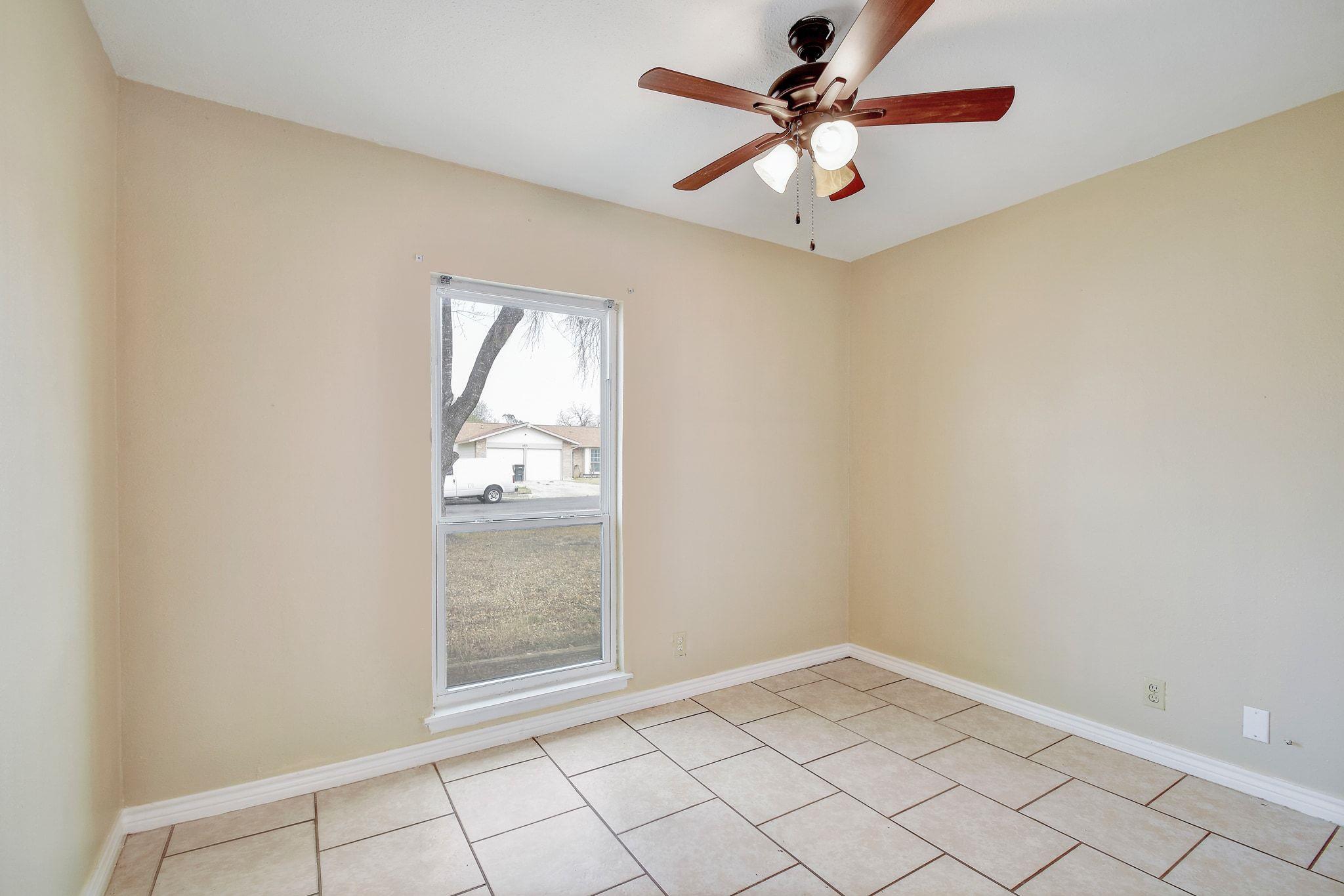 6826 Laguna Norte, San Antonio, TX 78239