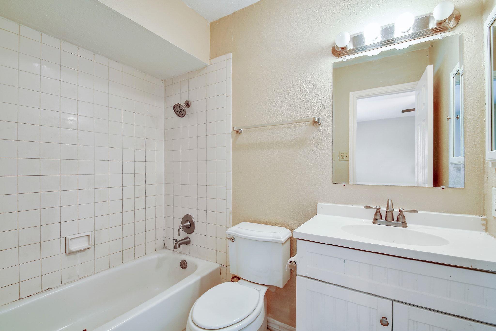 6826 Laguna Norte, San Antonio, TX 78239