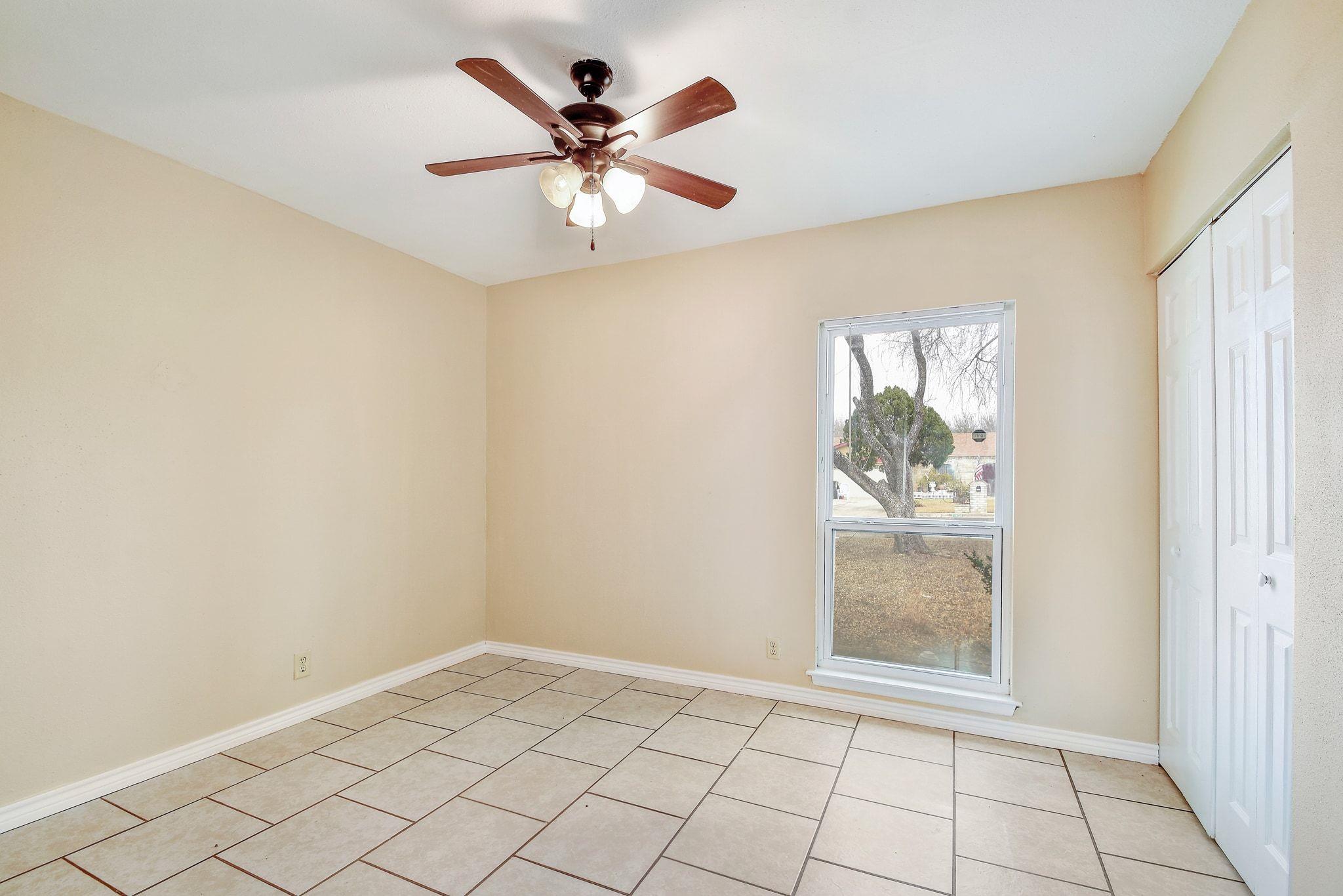 6826 Laguna Norte, San Antonio, TX 78239