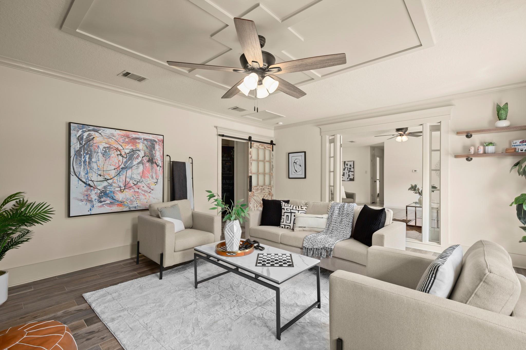 1302 Meadows Dr, Round Rock, TX 78681