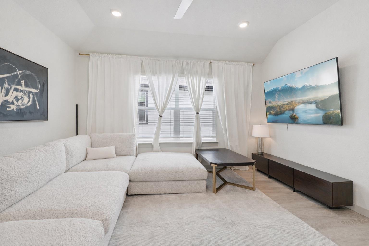 220 Merrick Rd, Georgetown, TX 78628