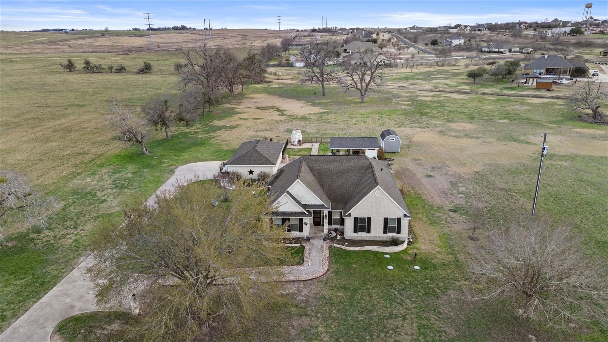 316 Brushy Creek Trl, Hutto, TX 78634