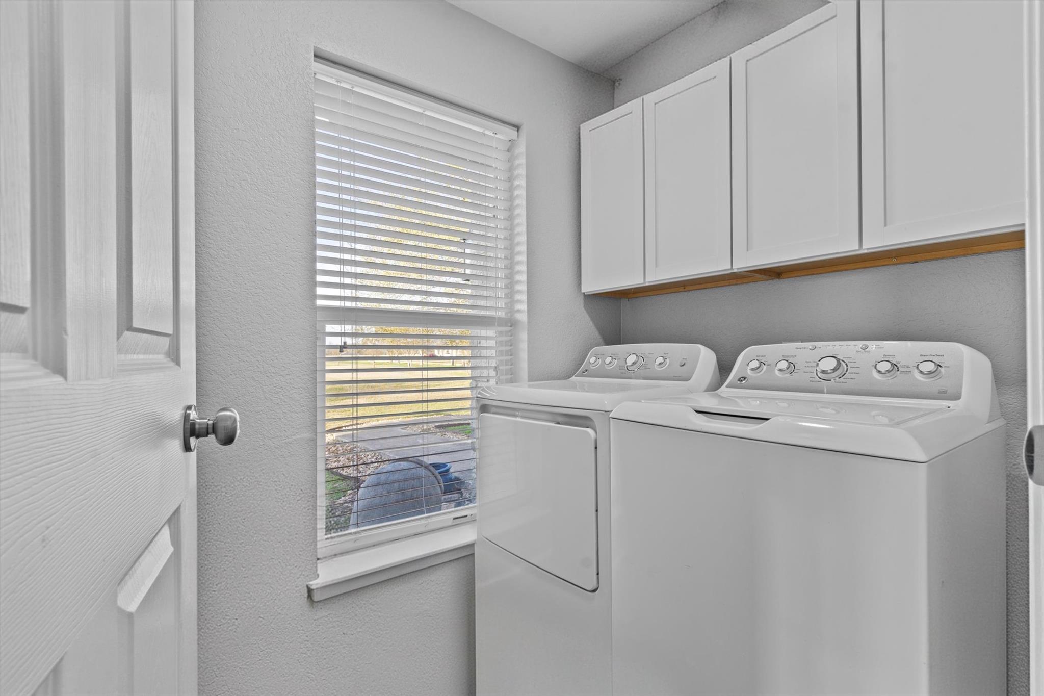 316 Brushy Creek Trl, Hutto, TX 78634