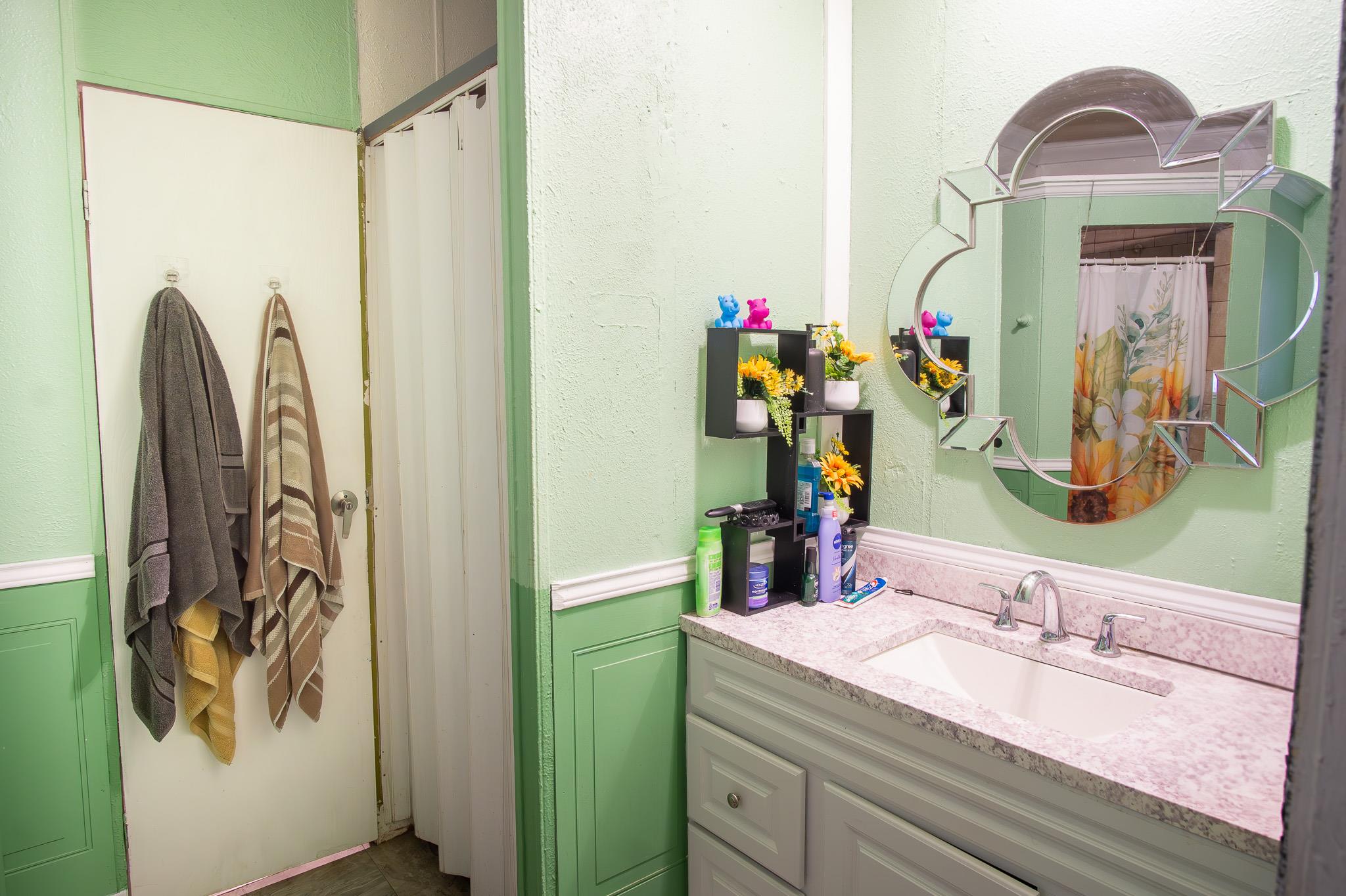 133 Horseshoe Dr, Bastrop, TX 78602