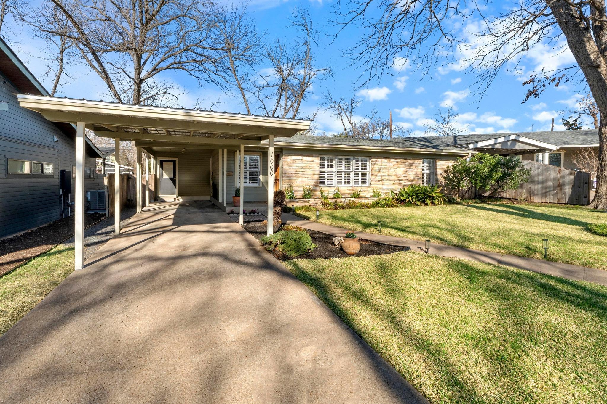1000 Arcadia Ave, Austin, TX 78757