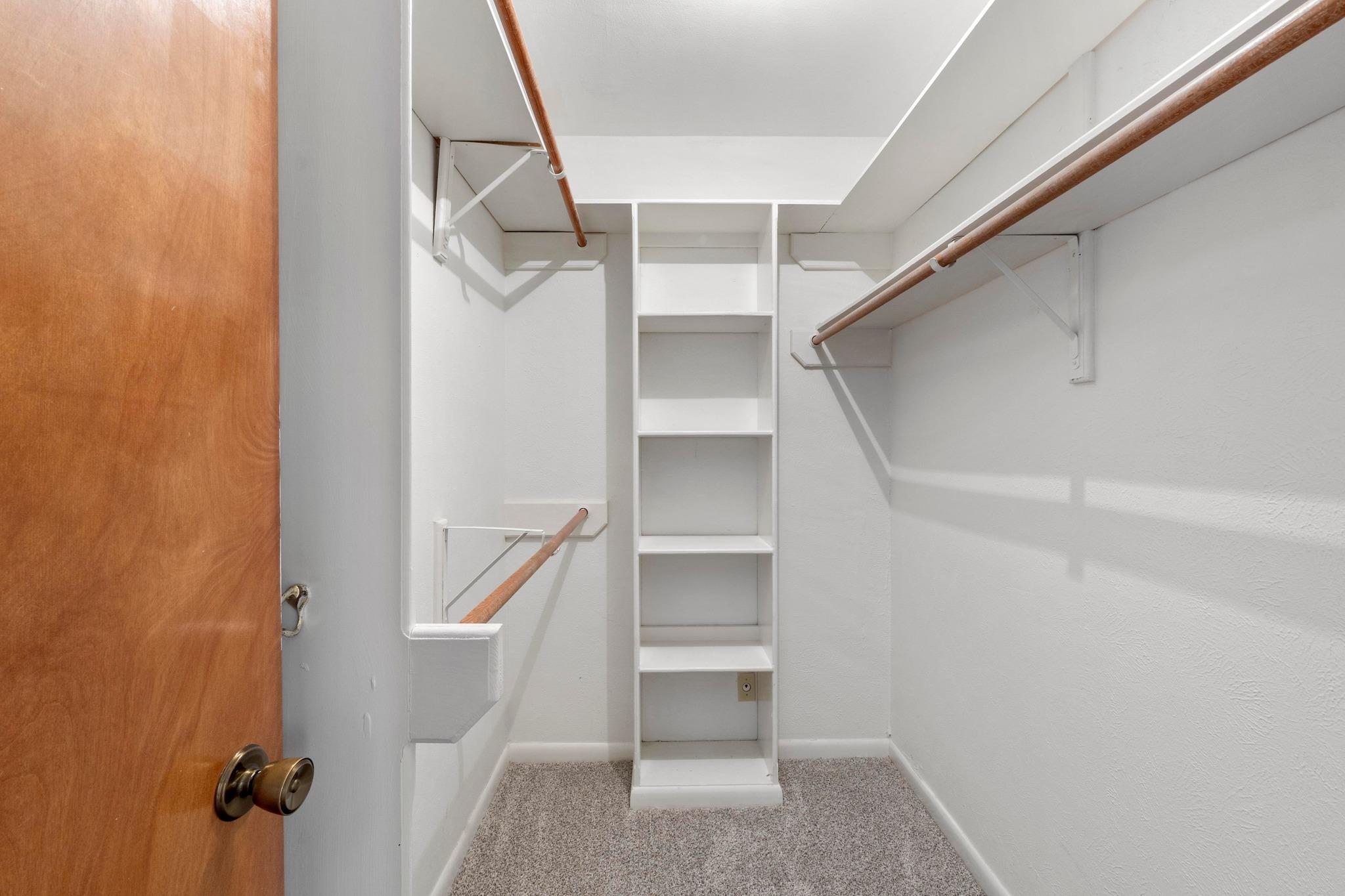 1000 Arcadia Ave, Austin, TX 78757