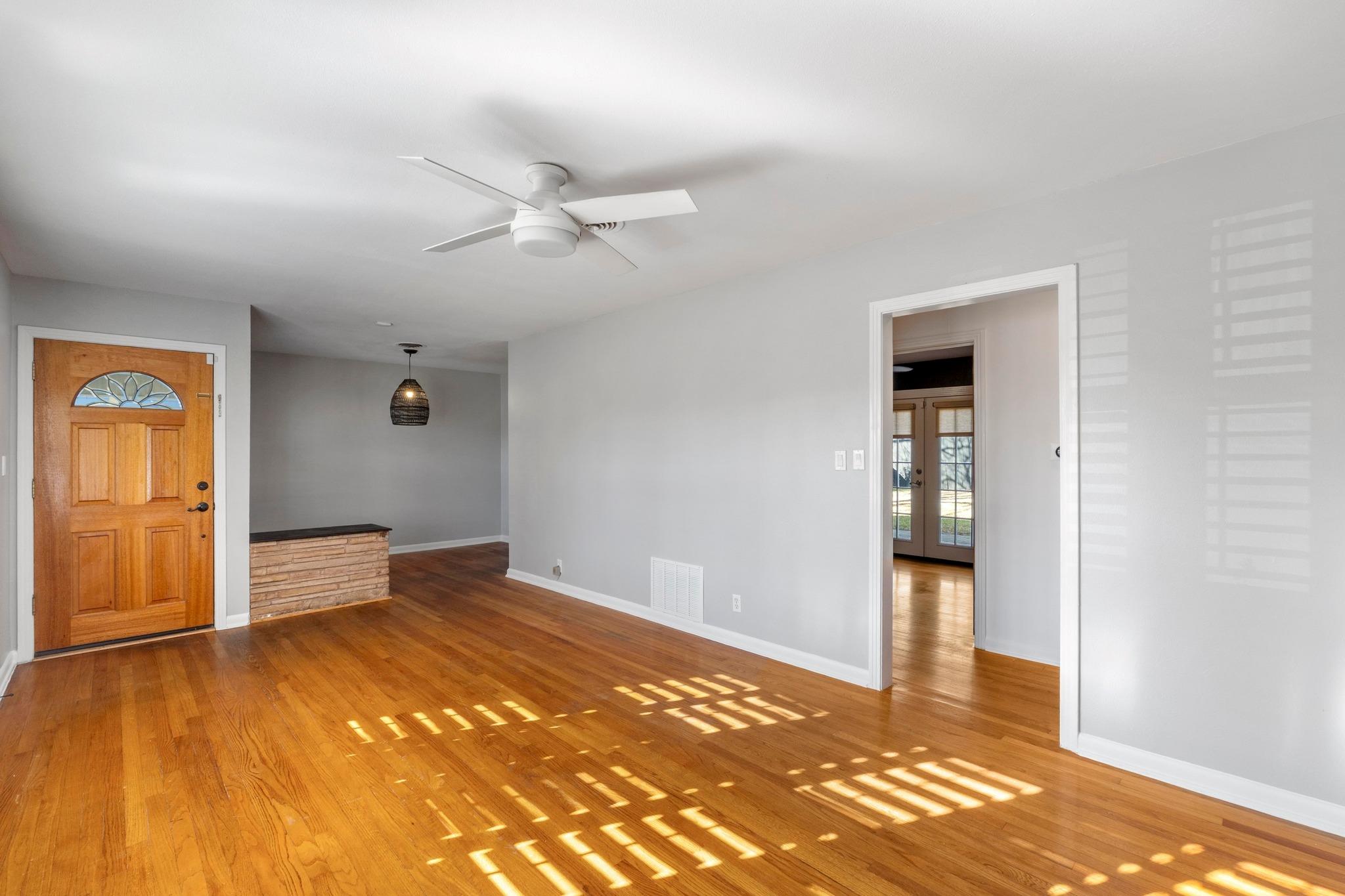 1000 Arcadia Ave, Austin, TX 78757