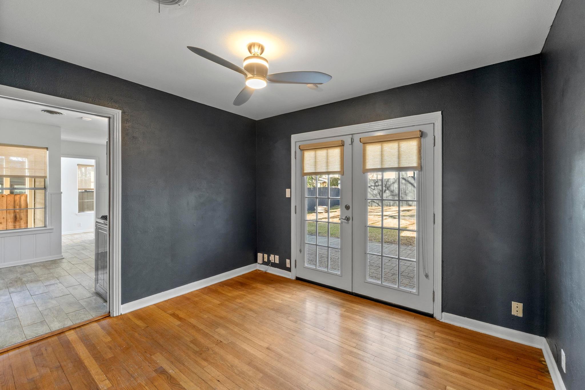 1000 Arcadia Ave, Austin, TX 78757