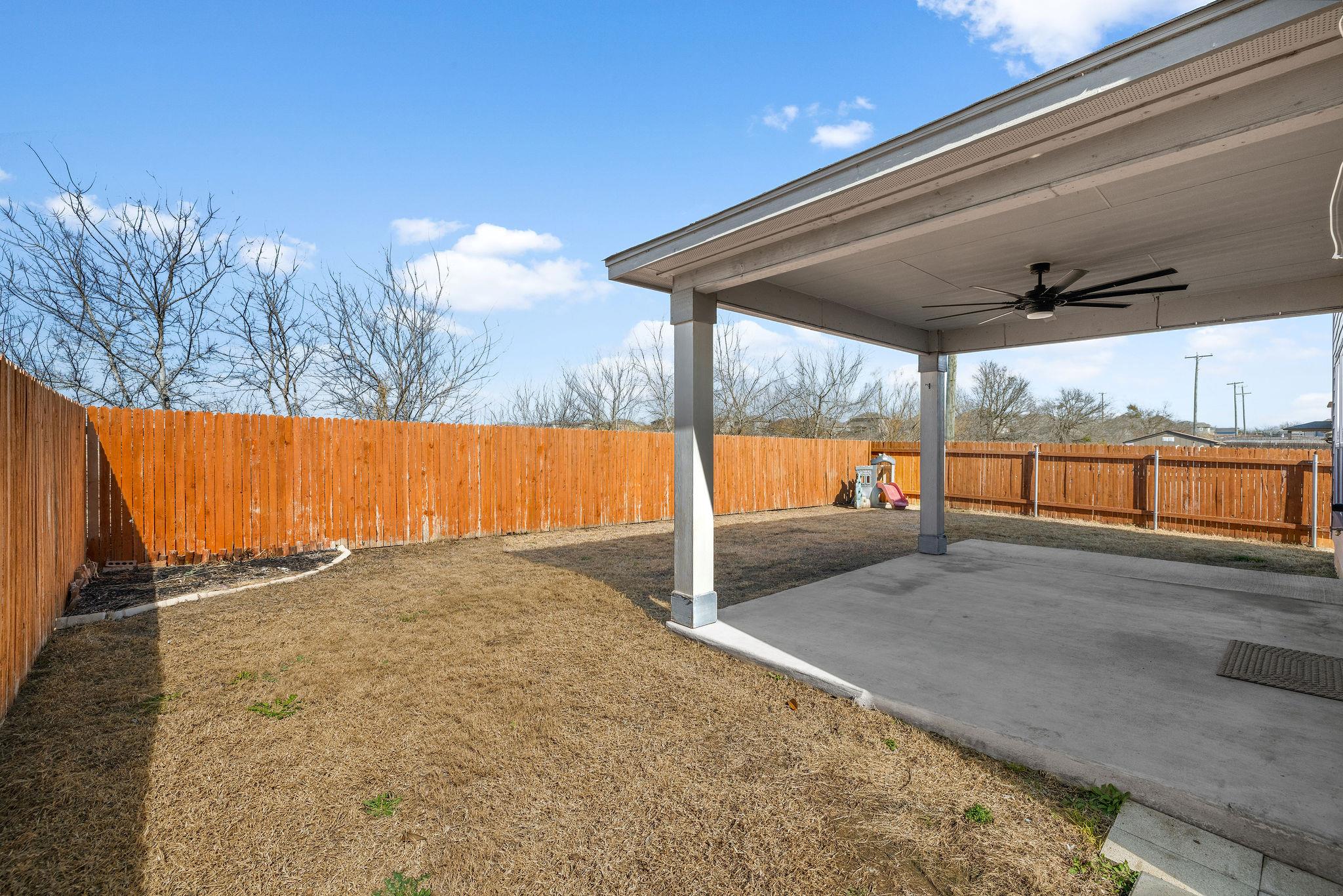 220 Saranac Dr, Elgin, TX 78621