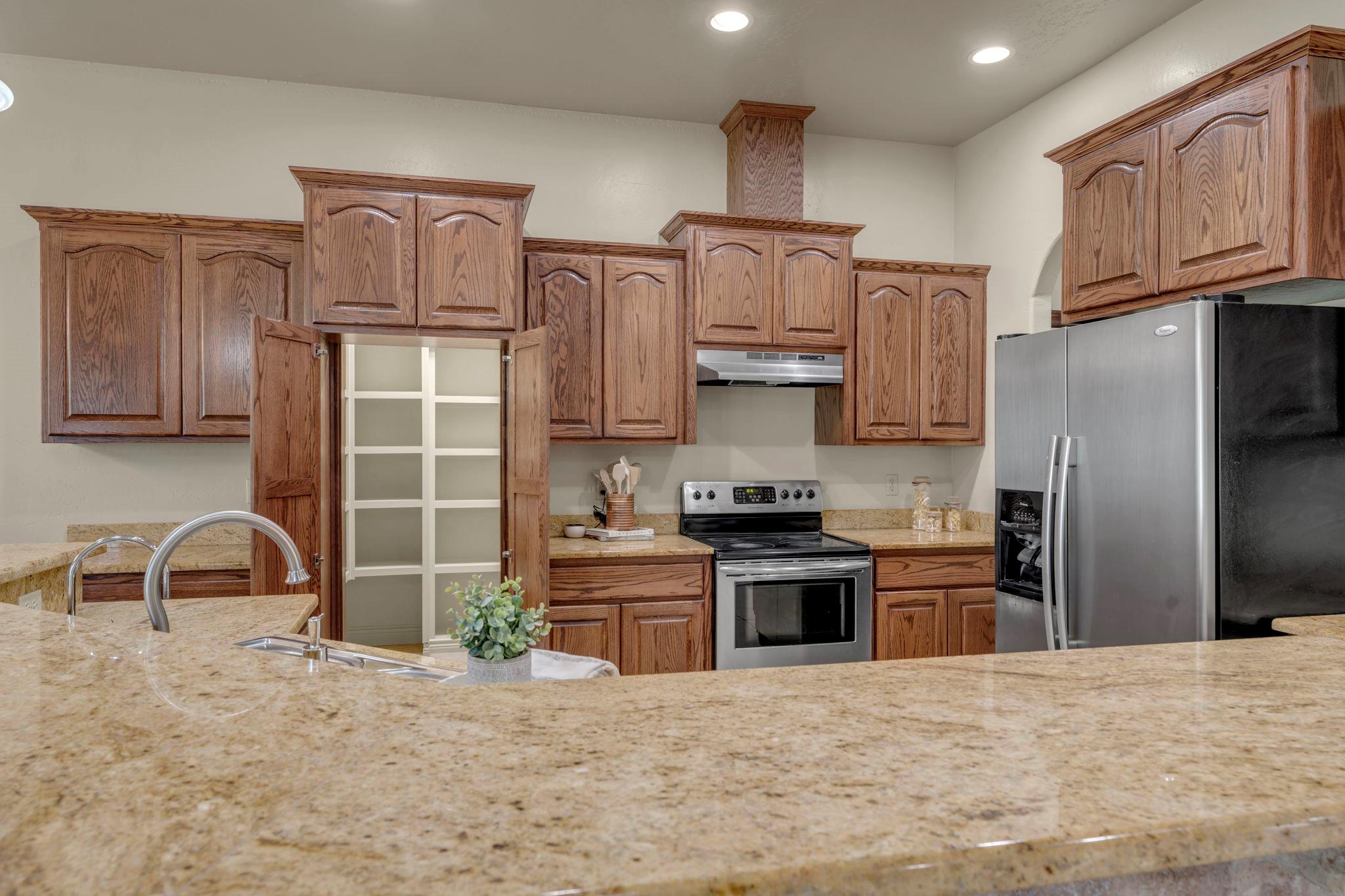 120 Zurita Trl, Marble Falls, TX 78654