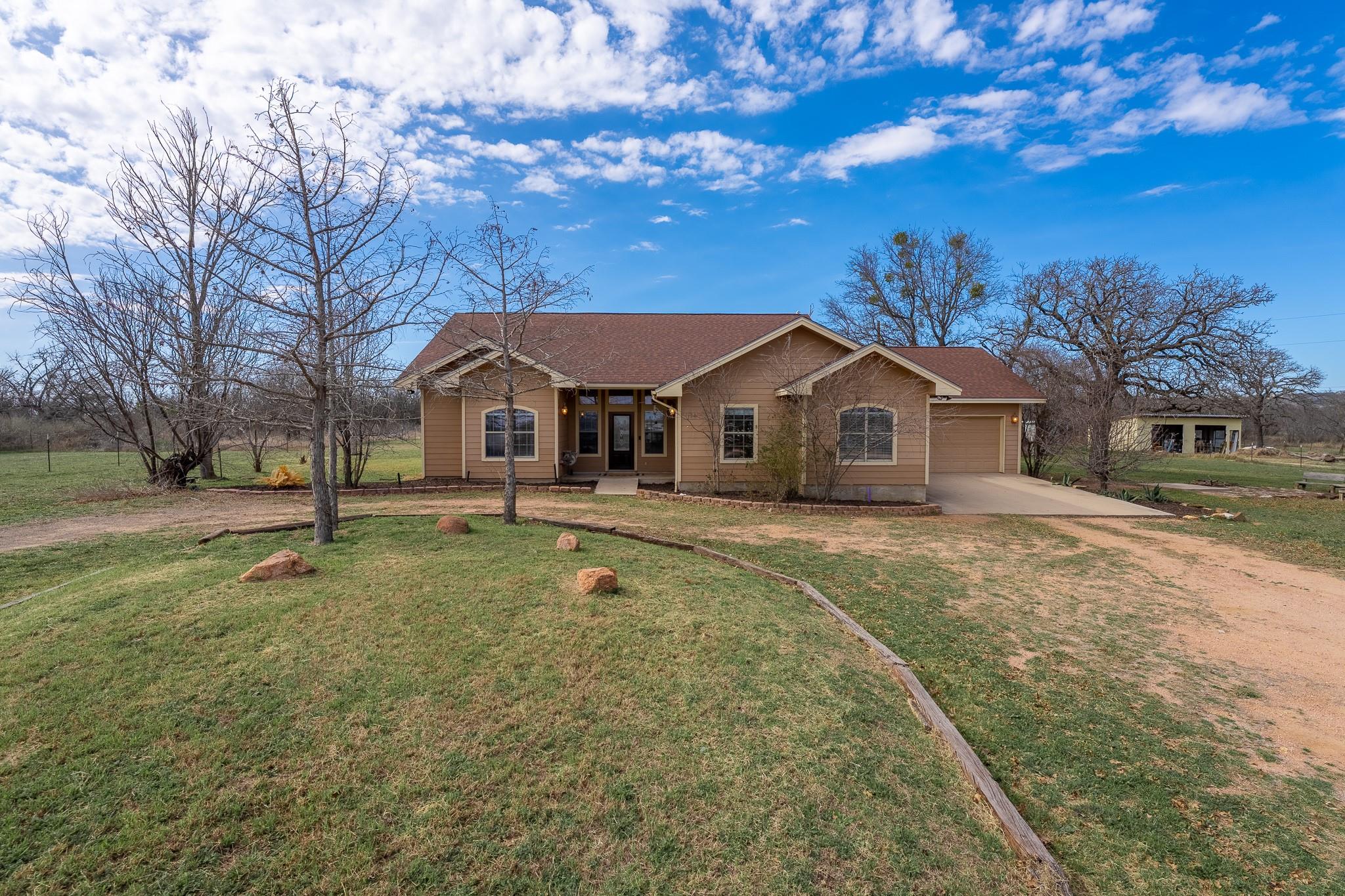 120 Zurita Trl, Marble Falls, TX 78654