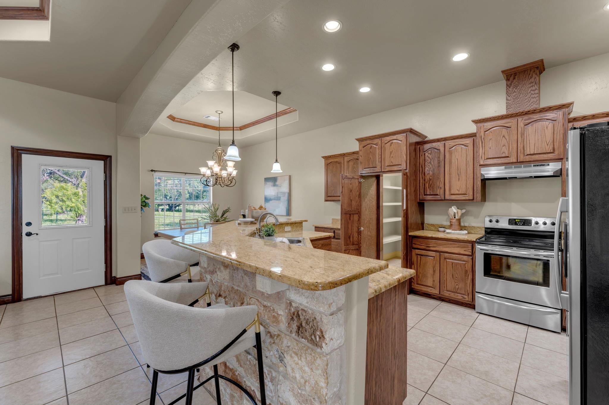 120 Zurita Trl, Marble Falls, TX 78654