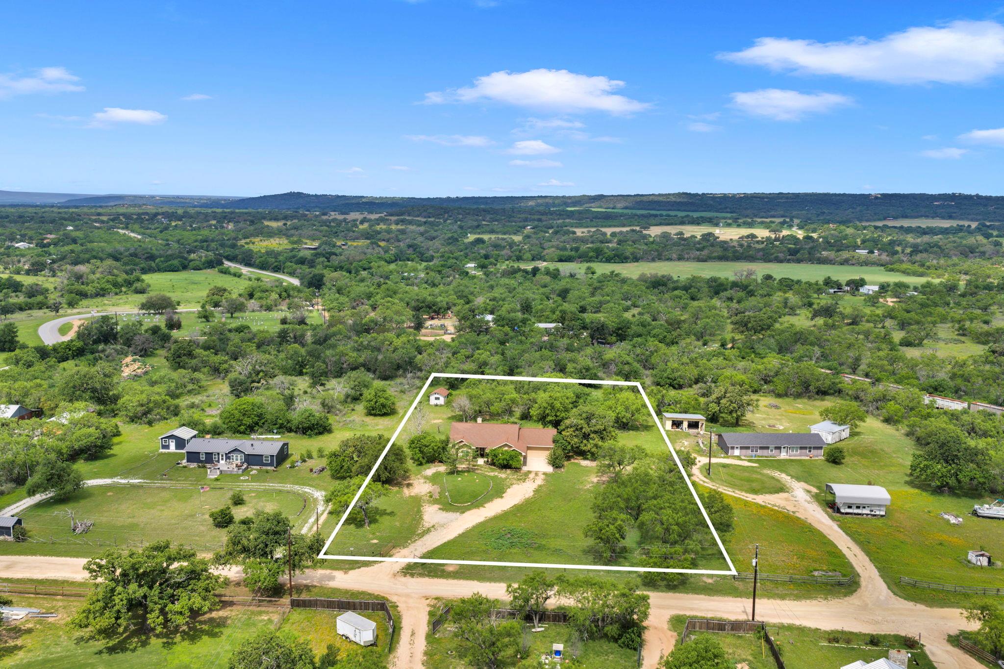 120 Zurita Trl, Marble Falls, TX 78654