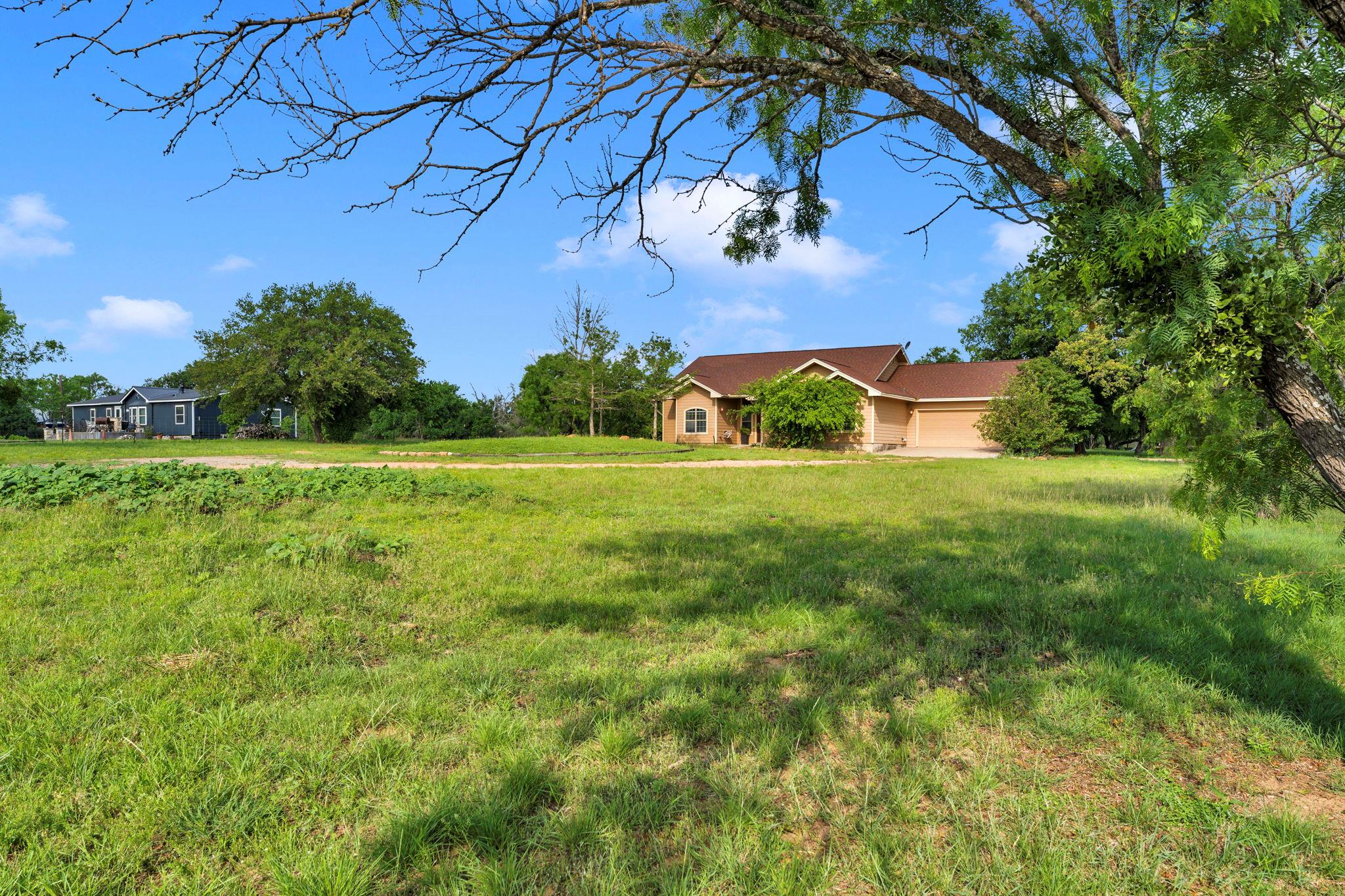 120 Zurita Trl, Marble Falls, TX 78654