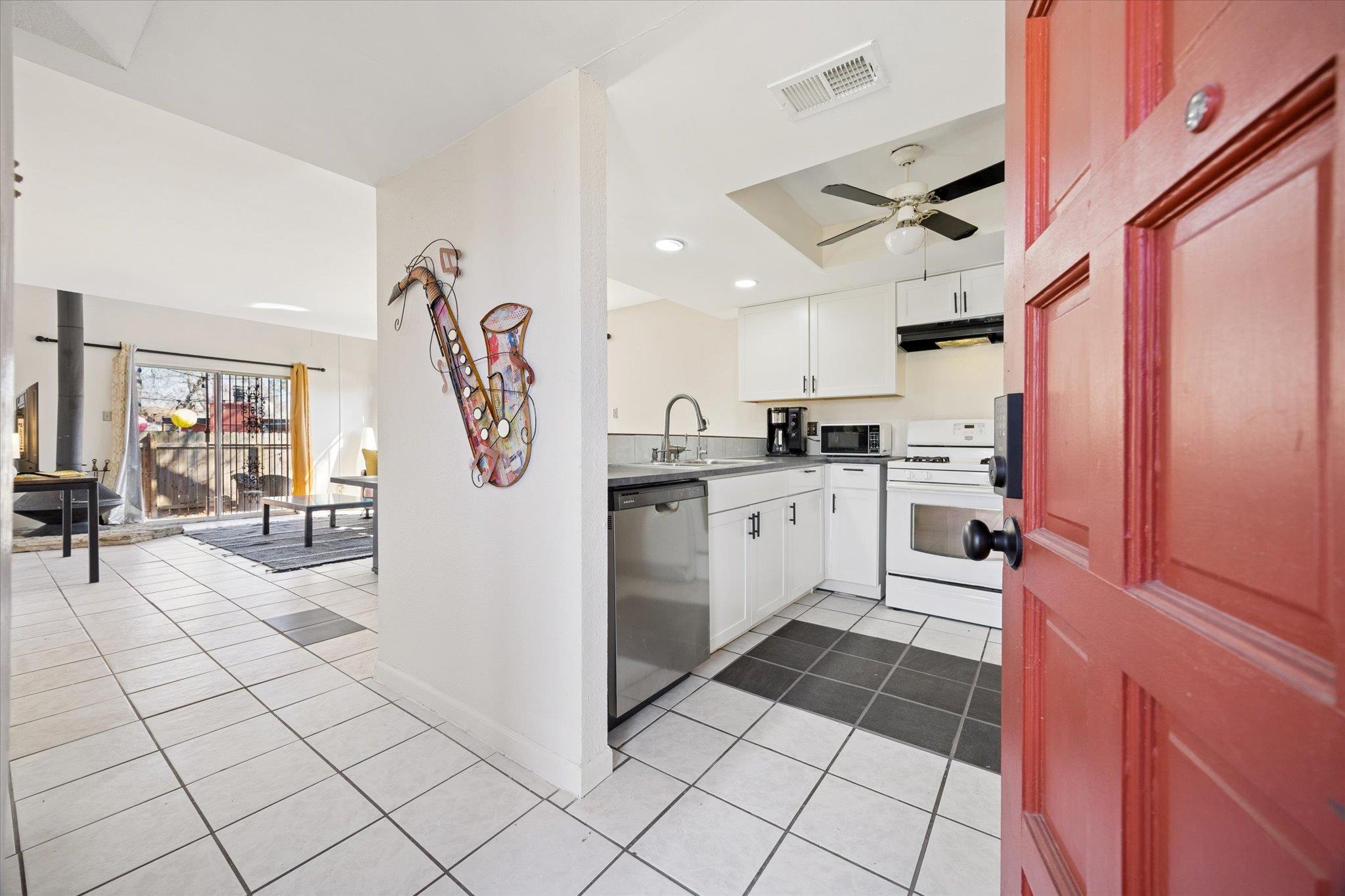 4814 Misty Slope Ln, Austin, TX 78744