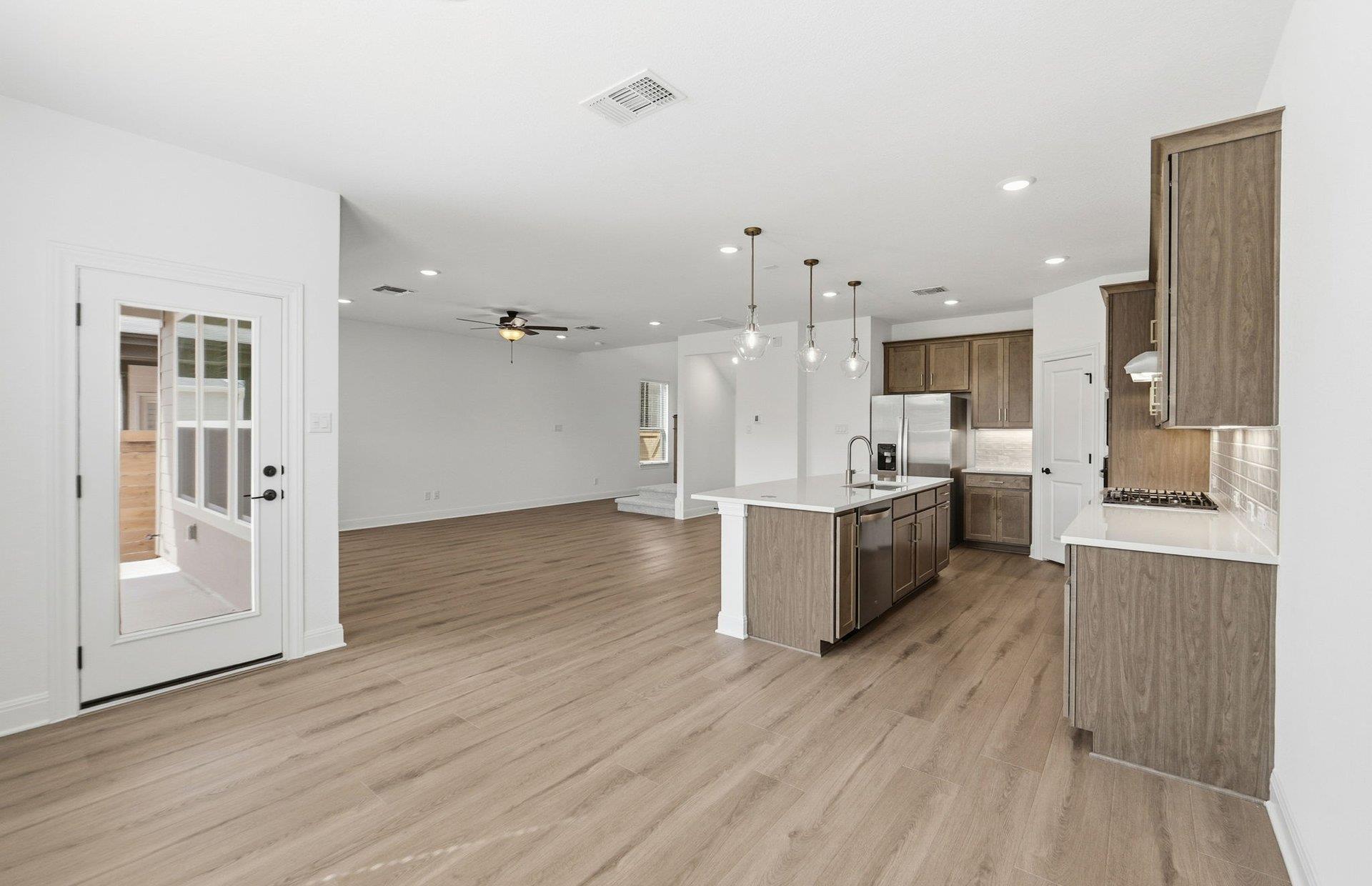 400 Foresail Rd, Leander, TX 78641