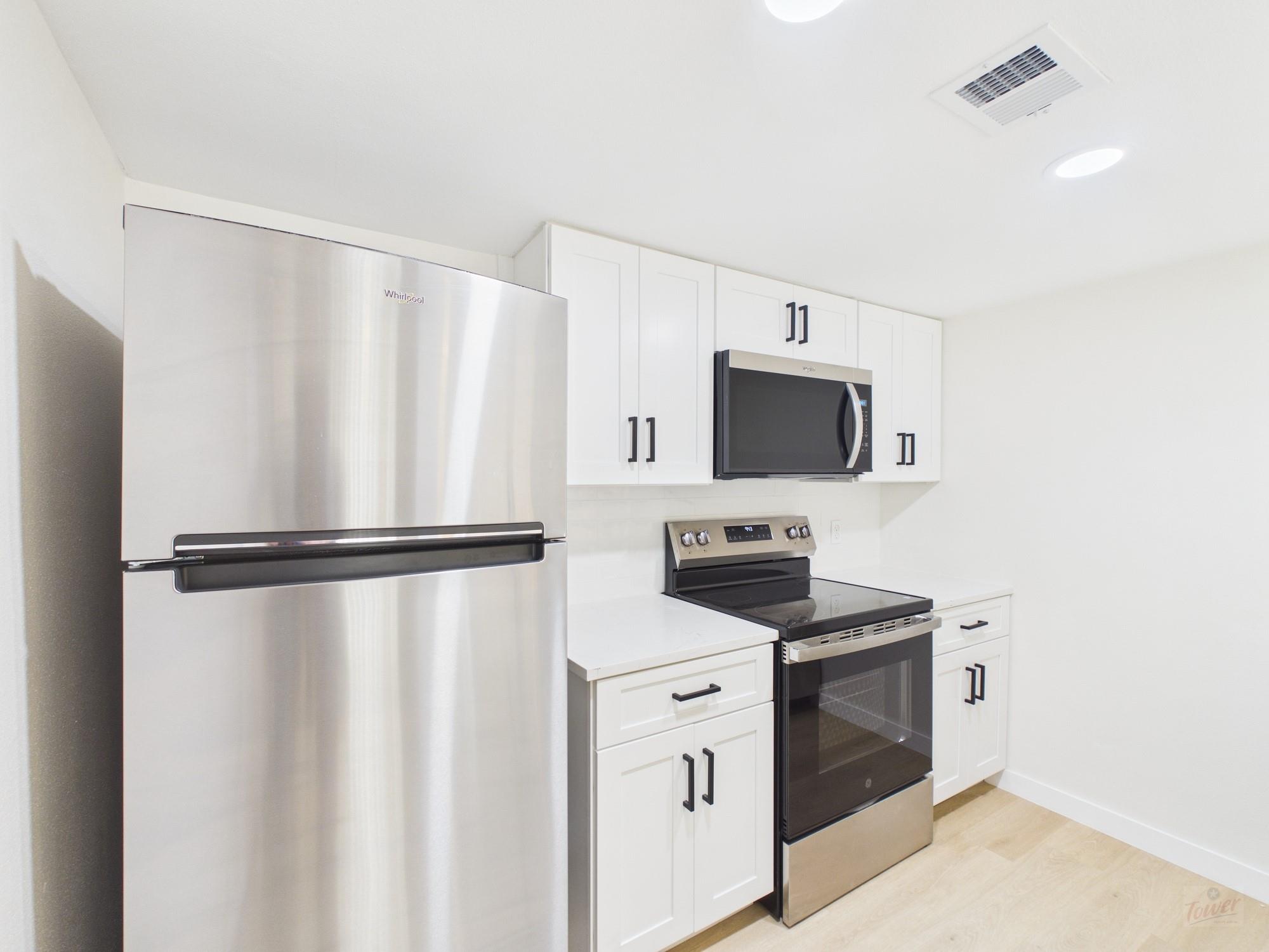 2124 Burton Dr # 105, Austin, TX 78741