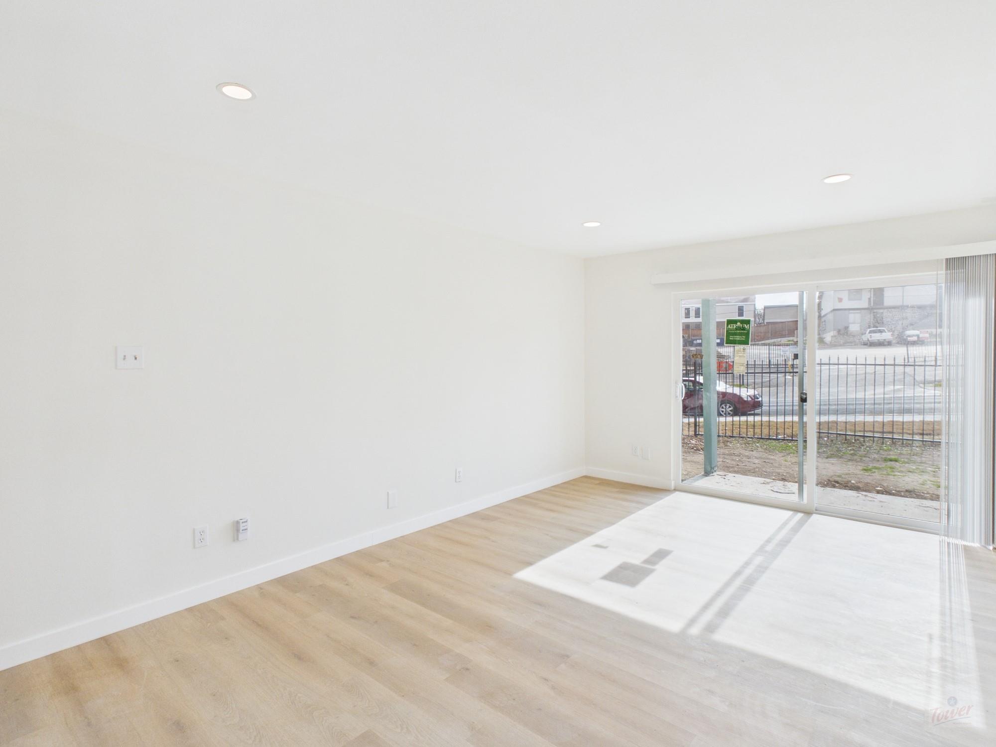 2124 Burton Dr # 105, Austin, TX 78741