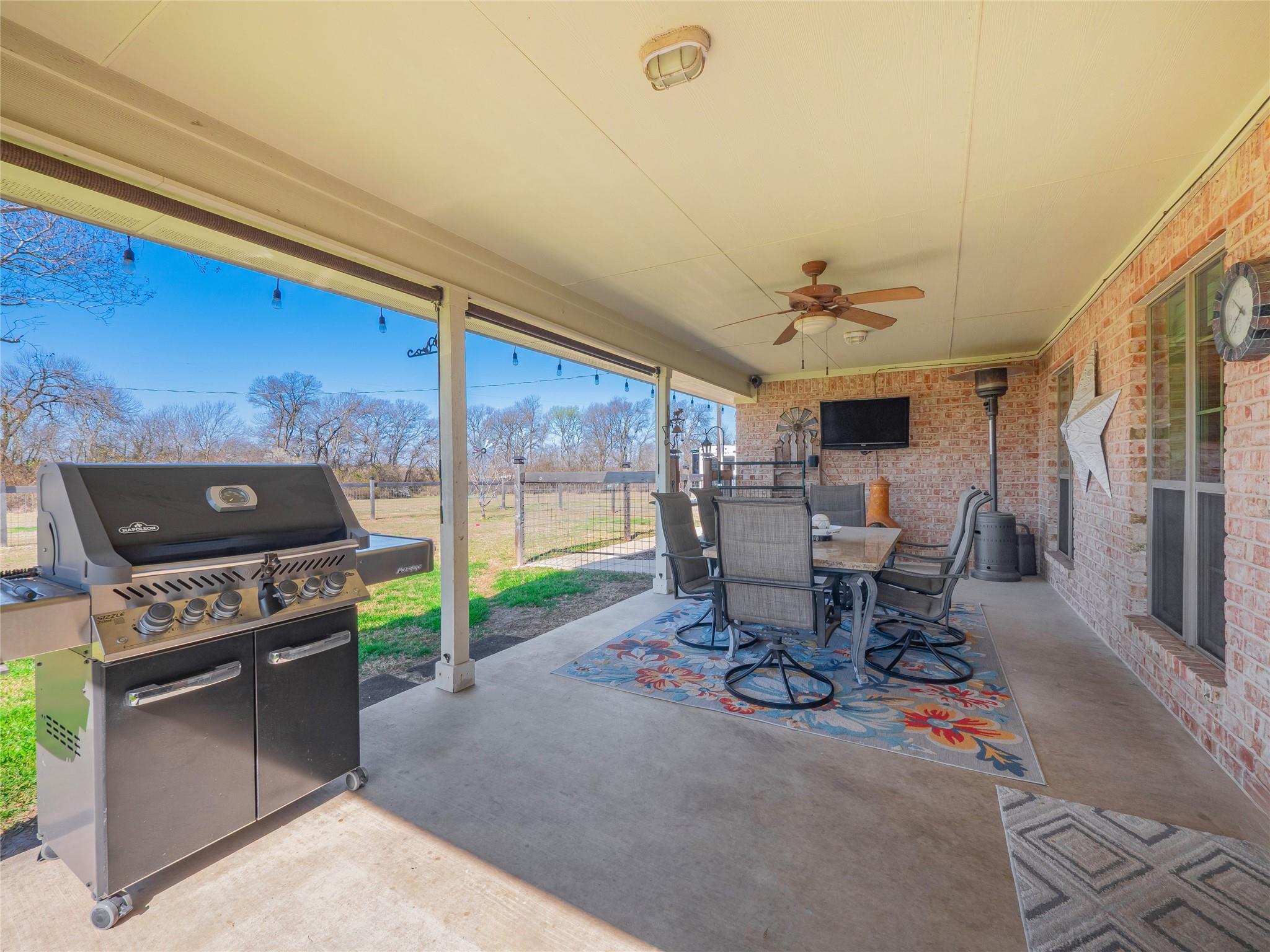 700 FM 431, Lott, TX 76656