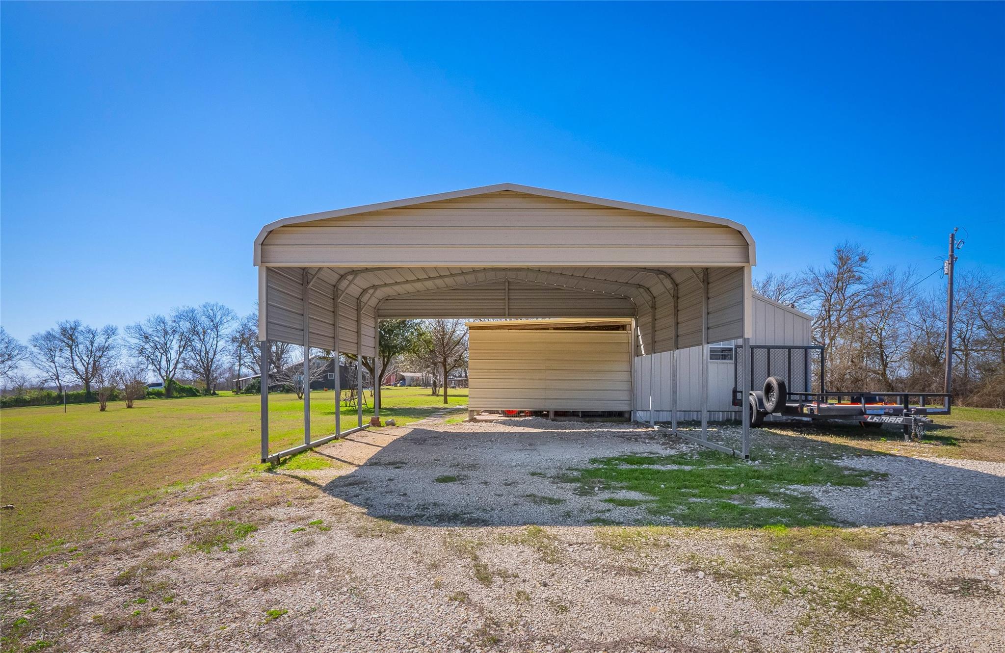 700 FM 431, Lott, TX 76656