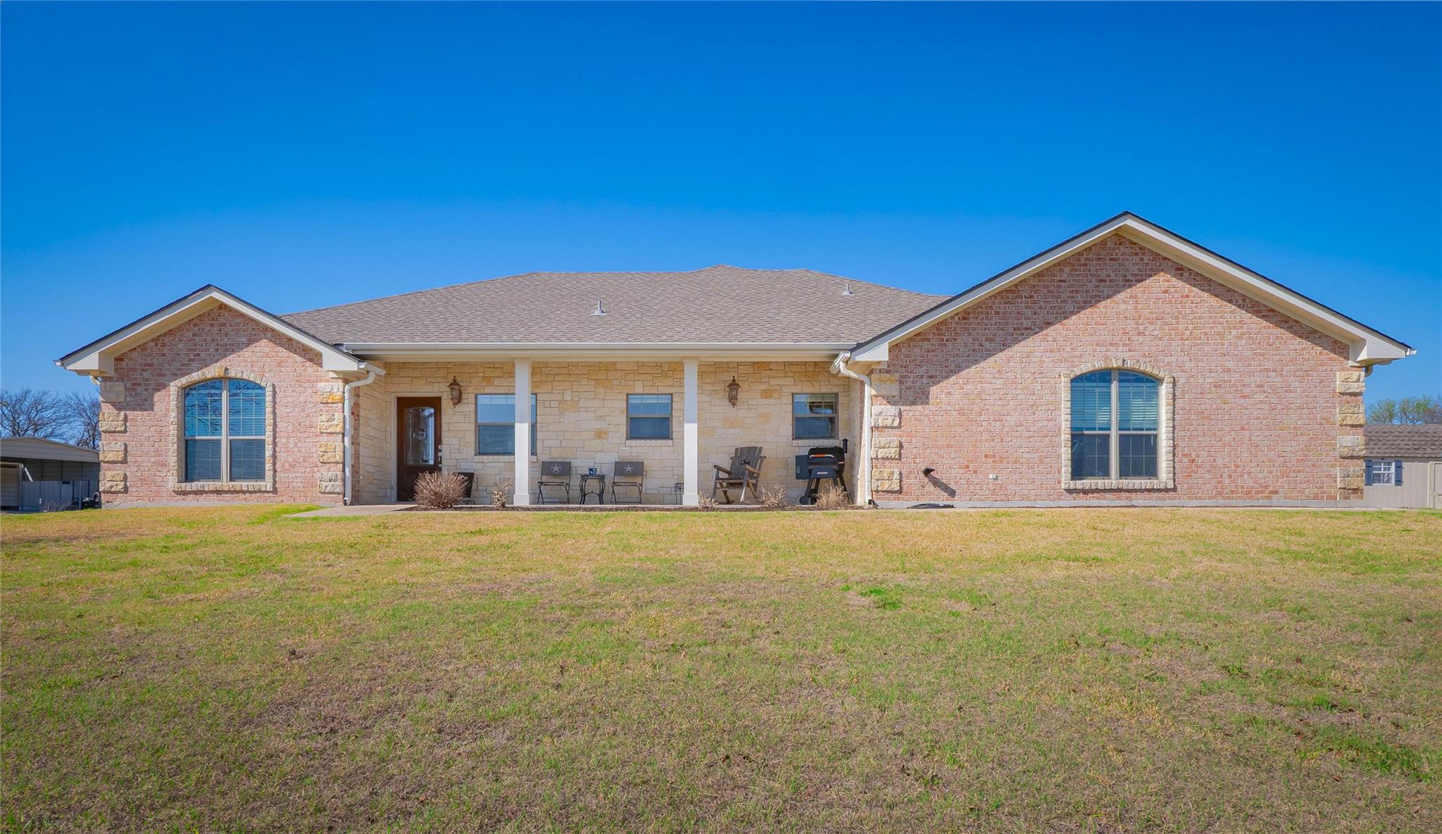 700 FM 431, Lott, TX 76656