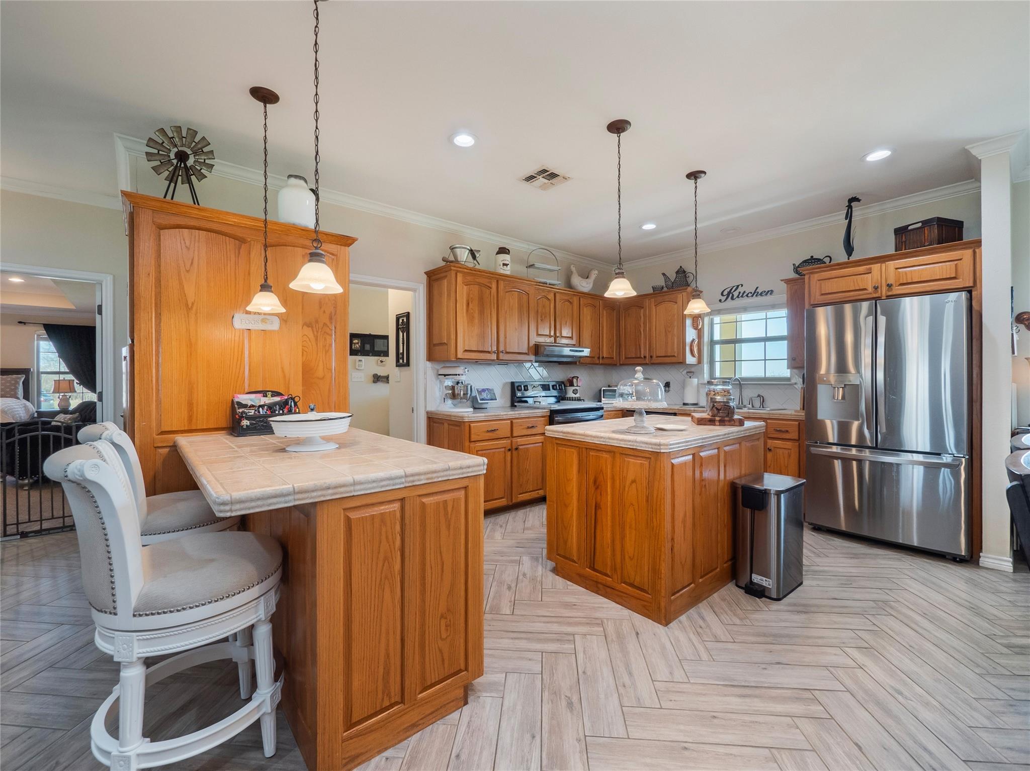 700 FM 431, Lott, TX 76656