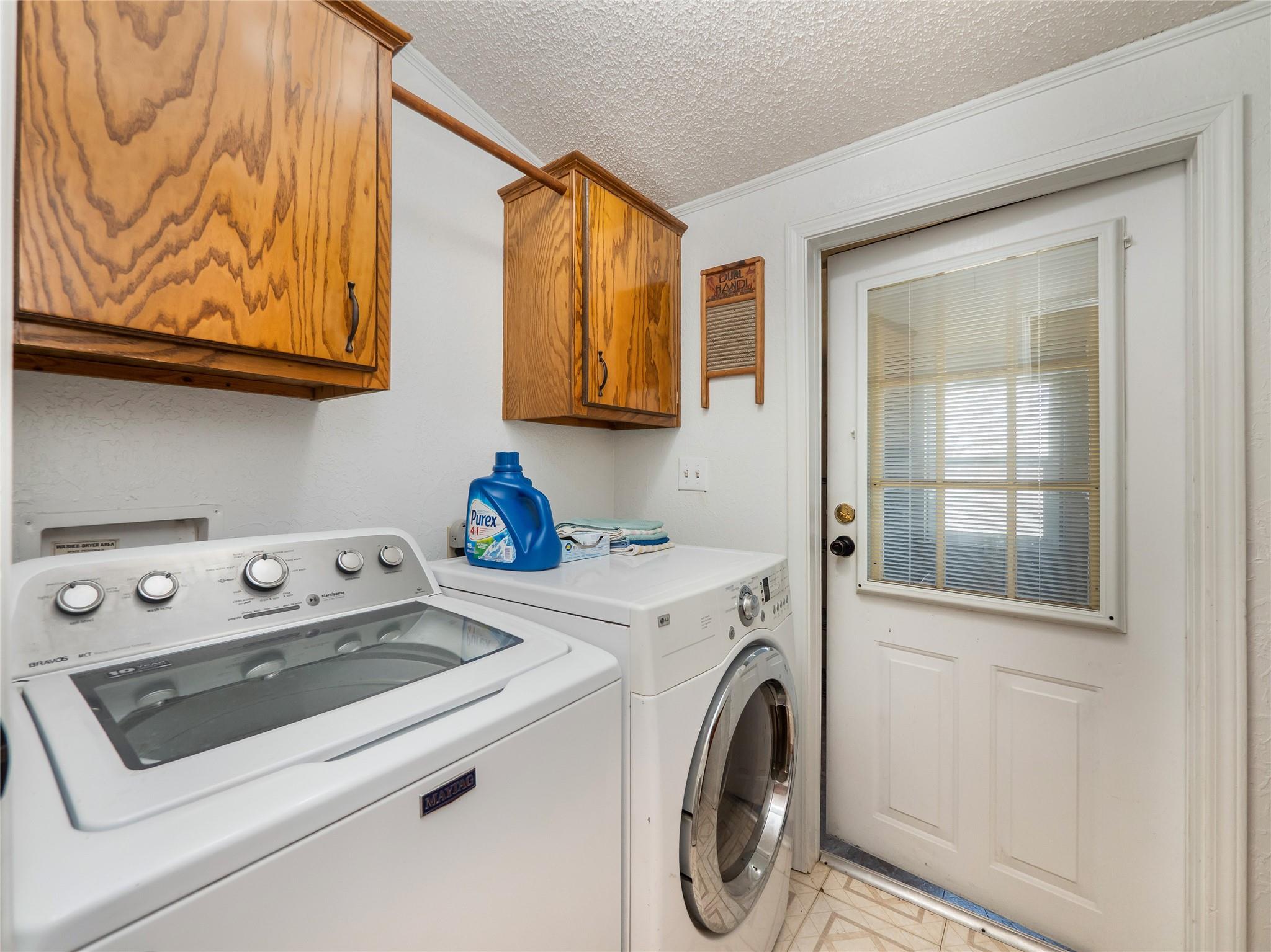 700 FM 431, Lott, TX 76656