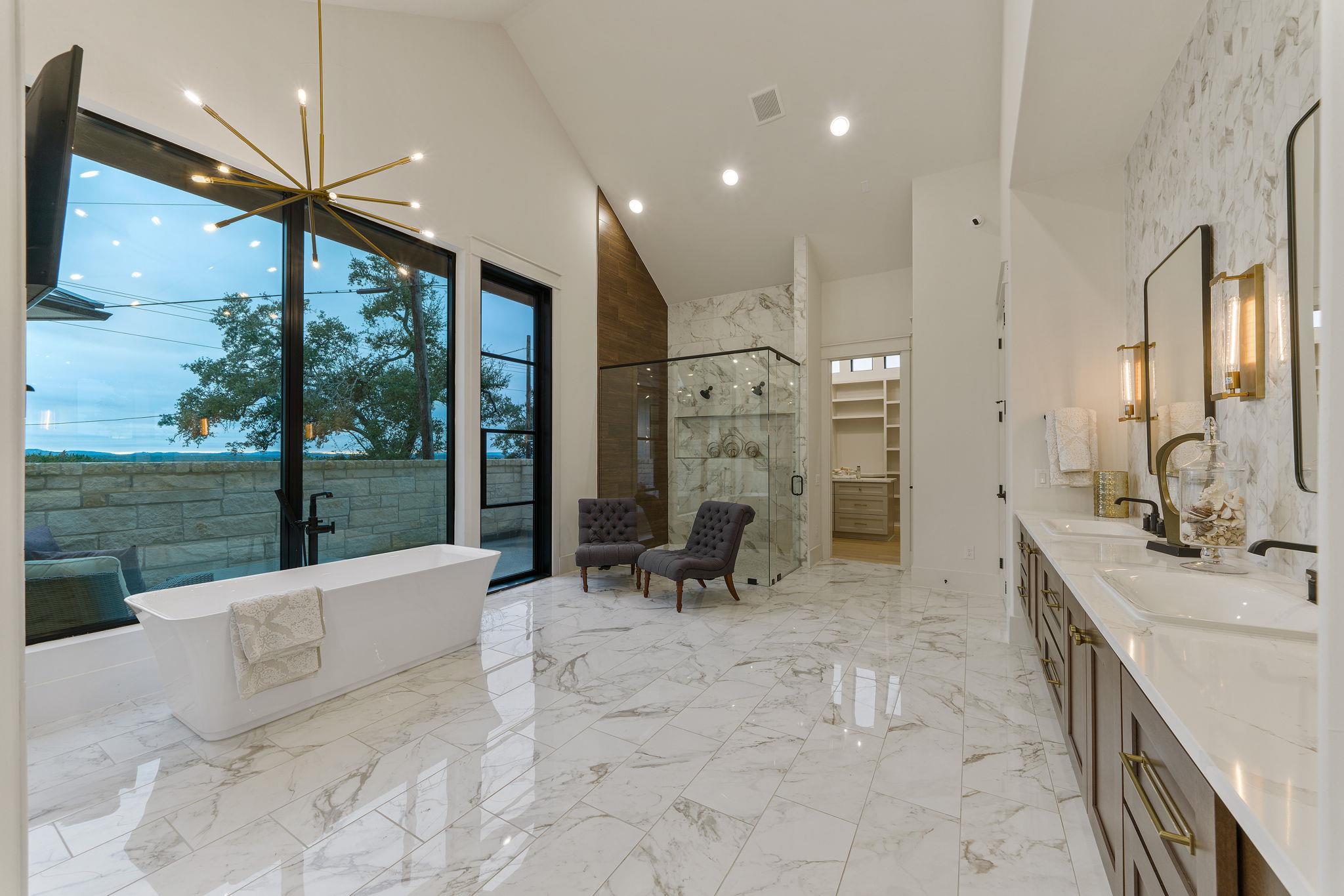 7505 E Us Highway 290, Johnson City, TX 78636