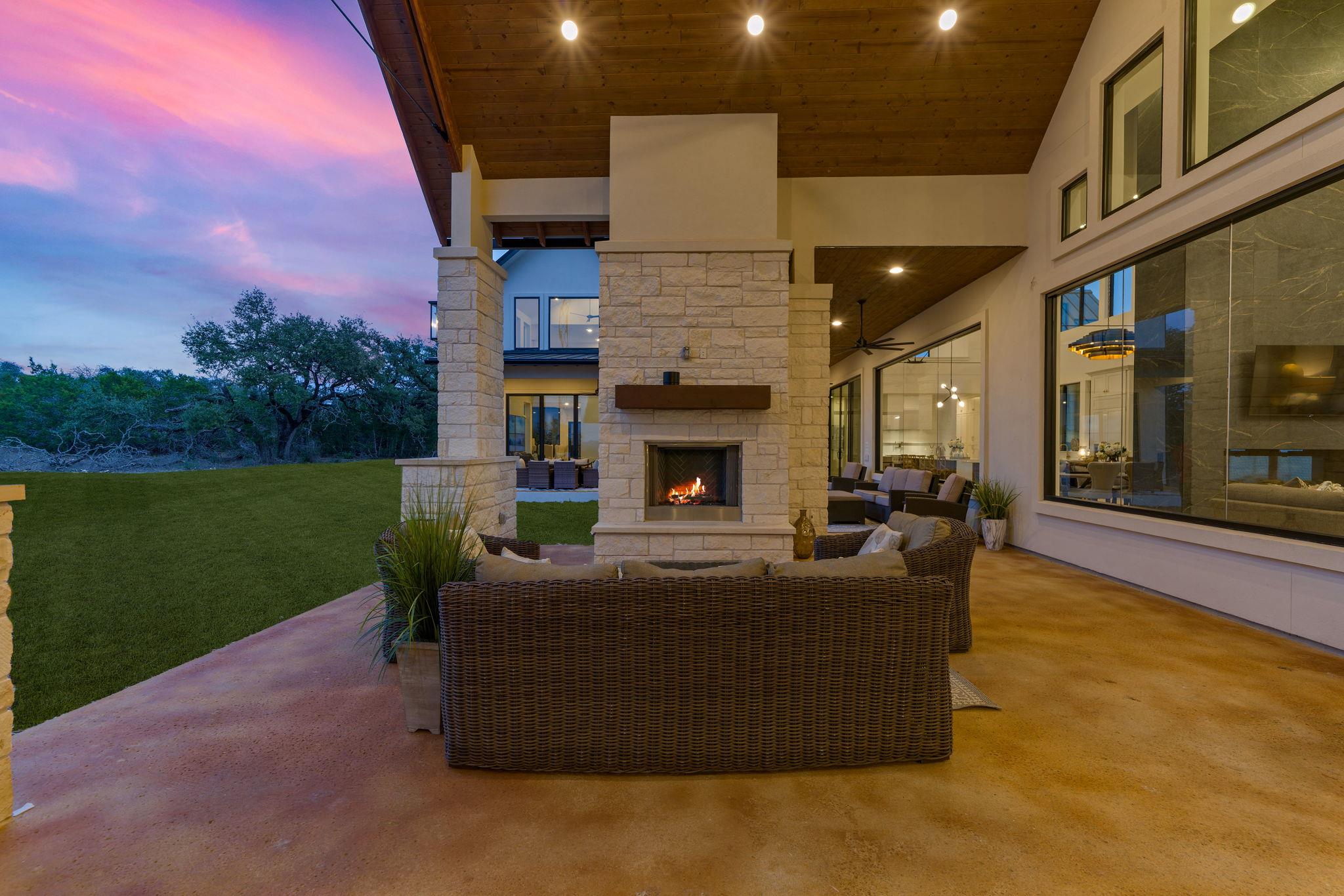 7505 E Us Highway 290, Johnson City, TX 78636