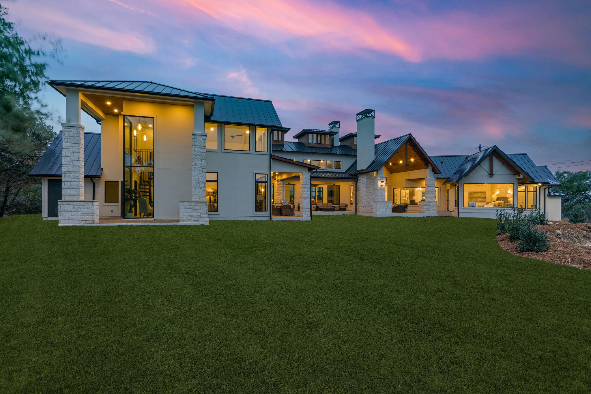 7505 E Us Highway 290, Johnson City, TX 78636