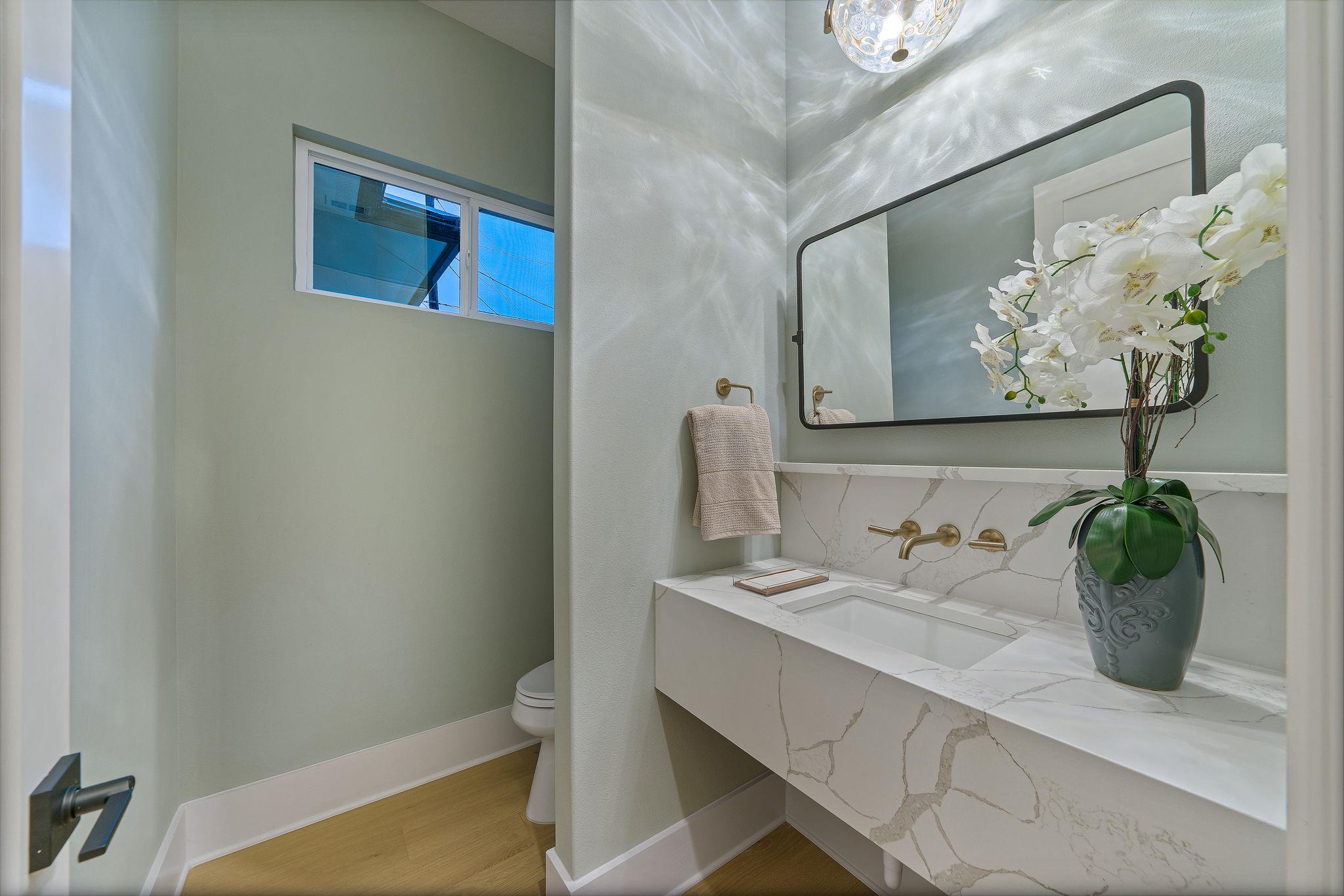 7505 E Us Highway 290, Johnson City, TX 78636