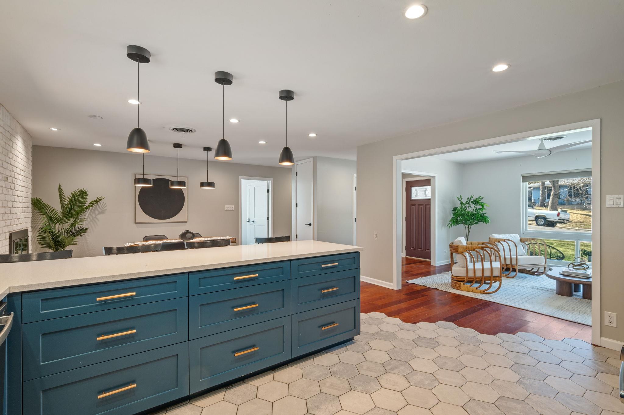 2415 Little John Ln, Austin, TX 78704