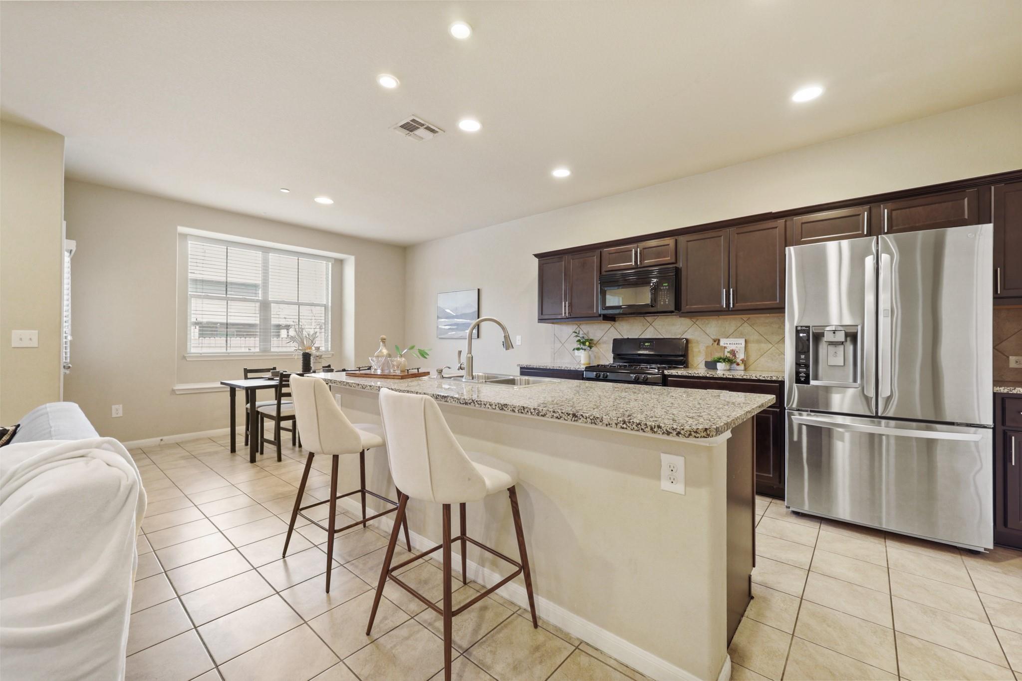 2880 Donnell Dr # 2003, Round Rock, TX 78664