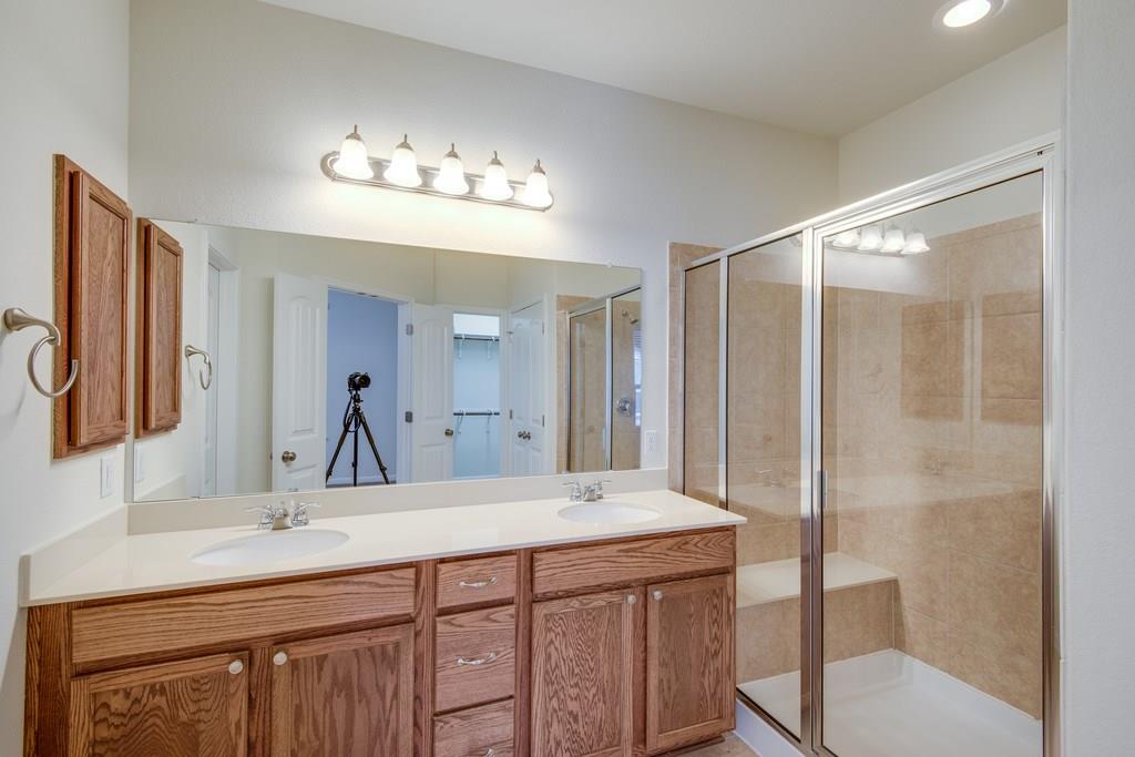 7220 Wyoming Springs Dr # 404, Round Rock, TX 78681