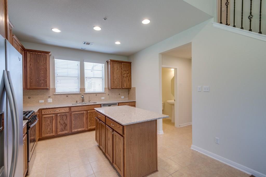 7220 Wyoming Springs Dr # 404, Round Rock, TX 78681