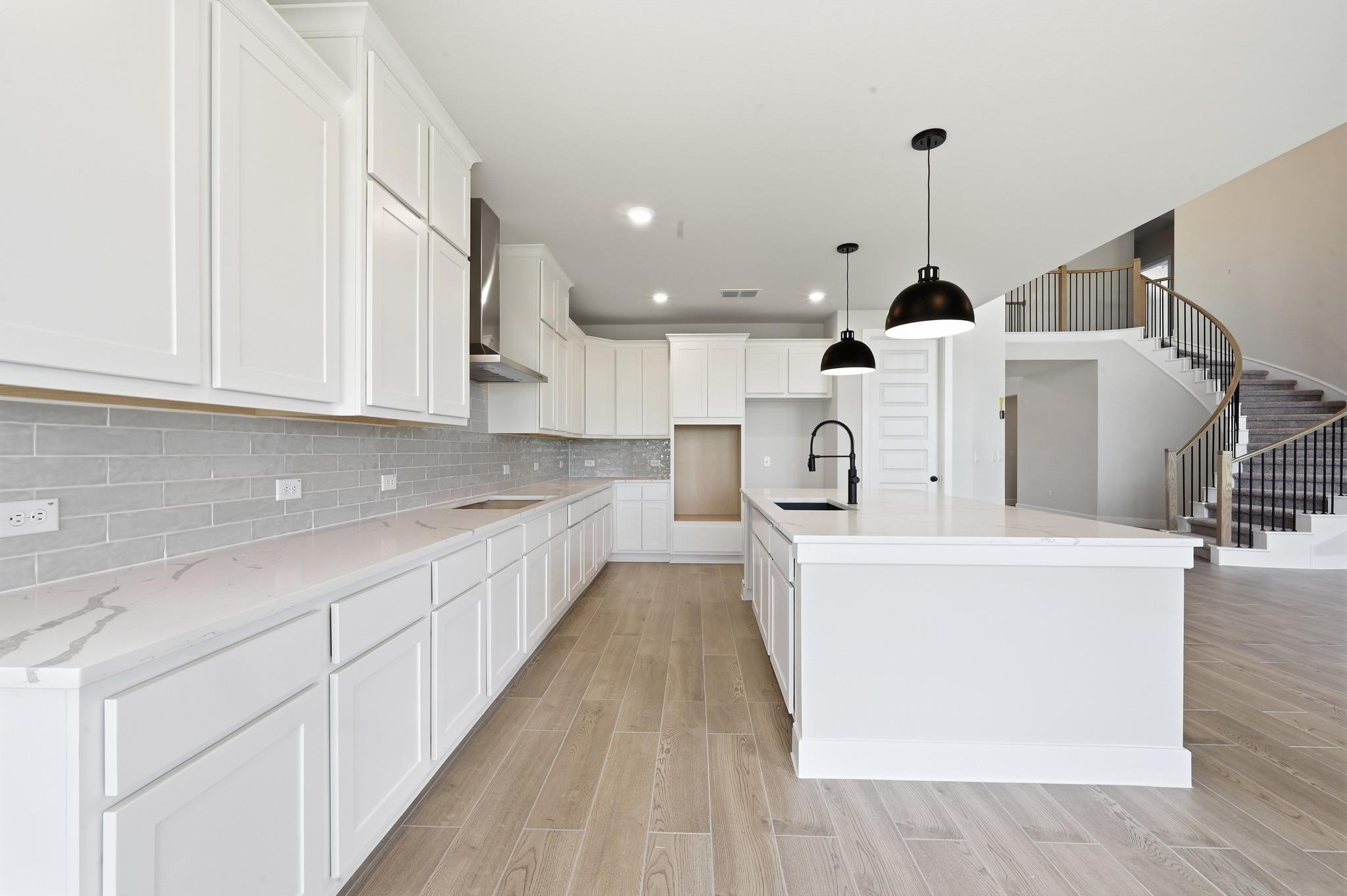 805 Rock Daisy Trl, Hutto, TX 78634