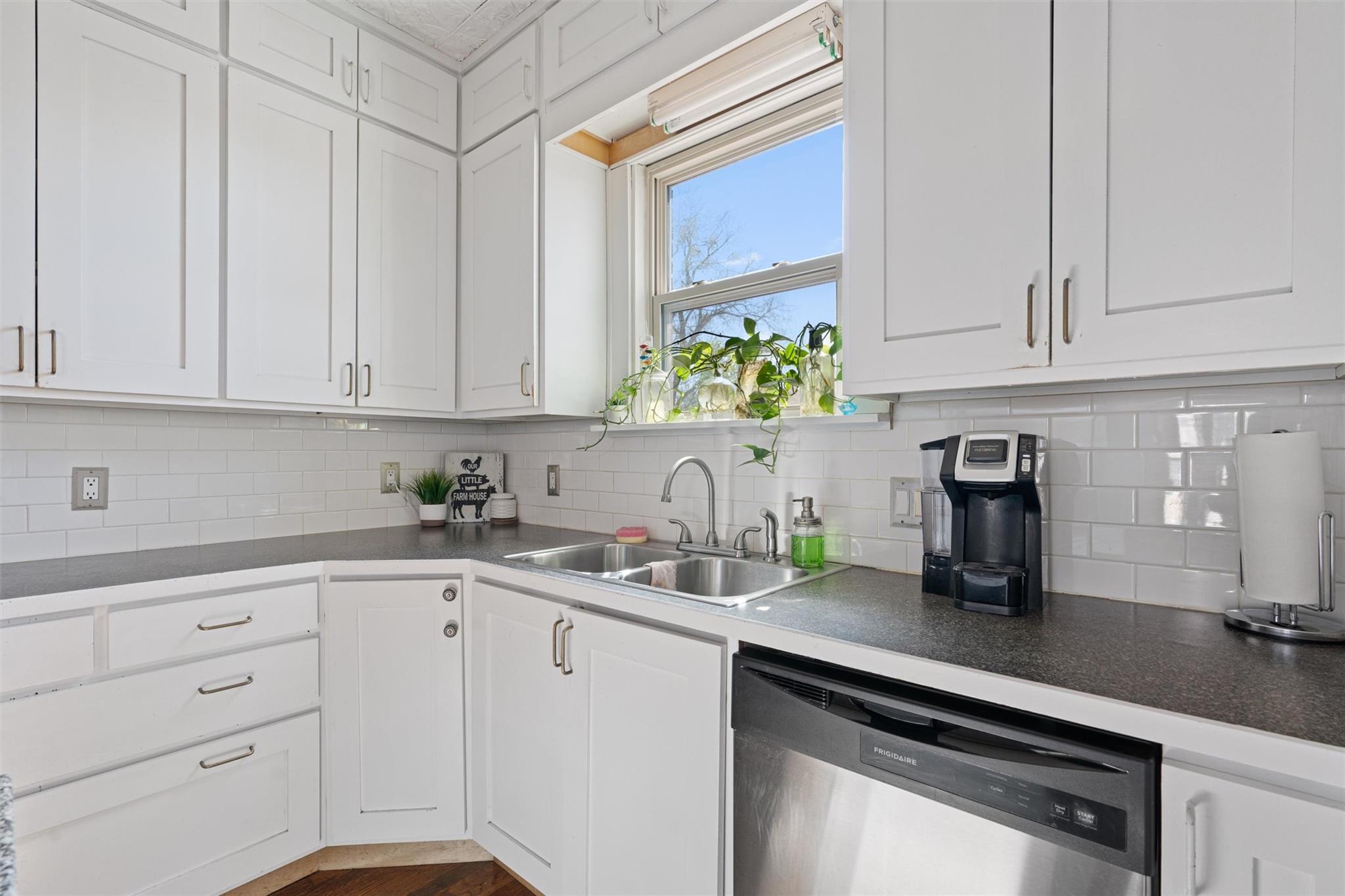 1543 W Clark St, Bartlett, TX 76511