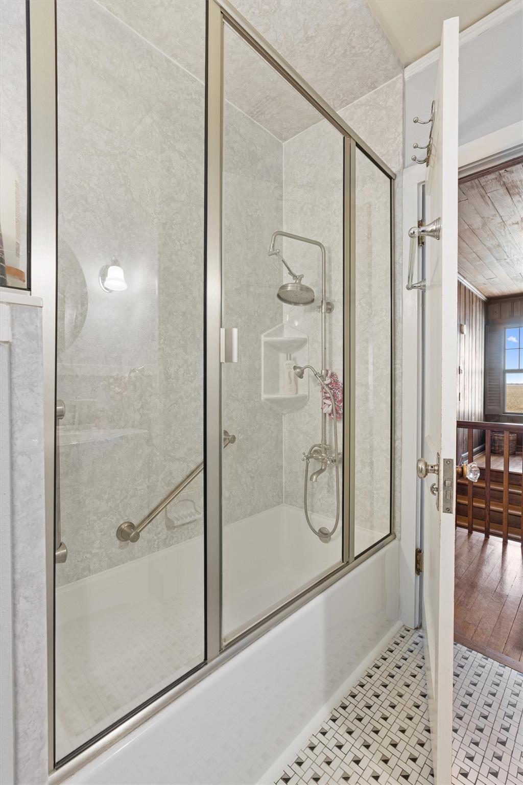 1543 W Clark St, Bartlett, TX 76511