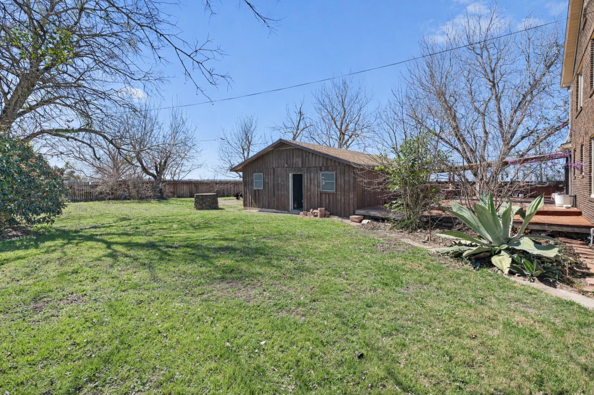 1543 W Clark St, Bartlett, TX 76511