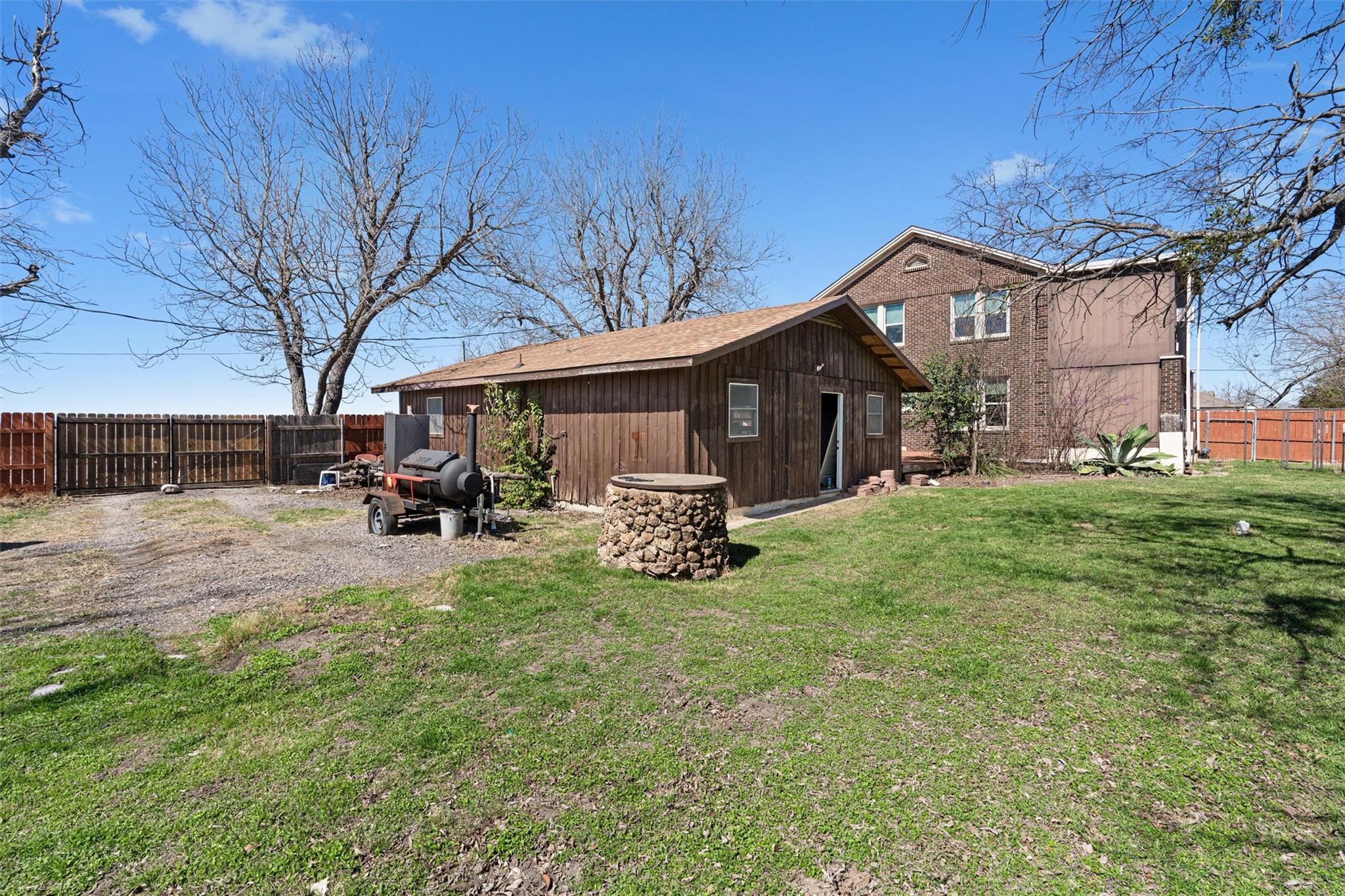 1543 W Clark St, Bartlett, TX 76511