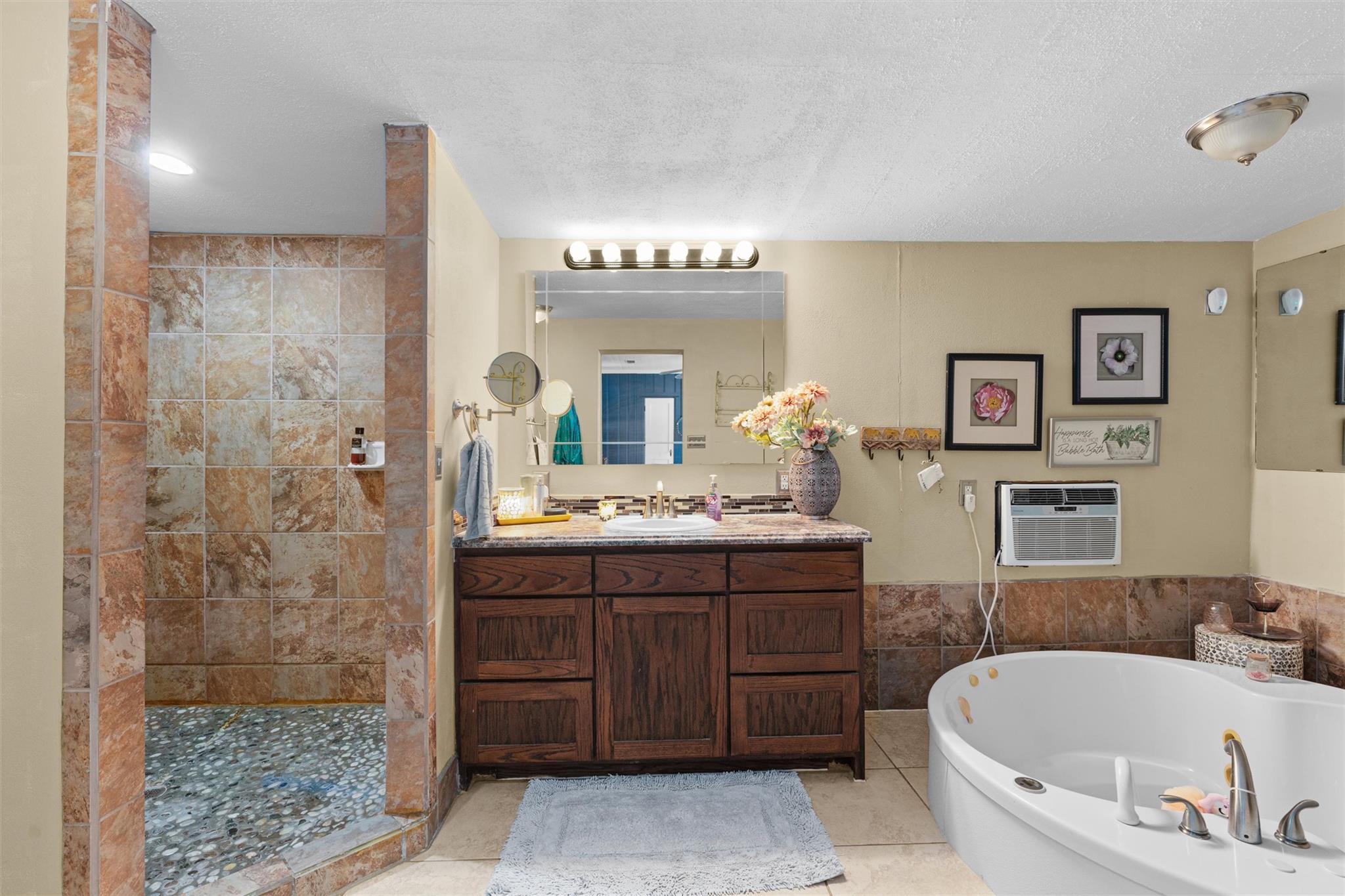 1543 W Clark St, Bartlett, TX 76511