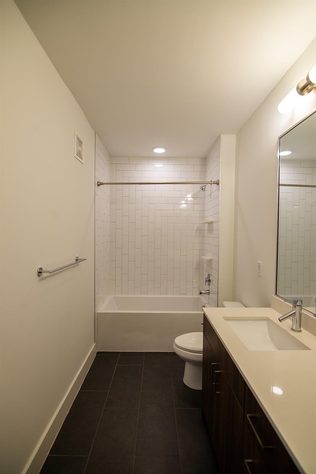 2213 Poquito St # 313, Austin, TX 78722