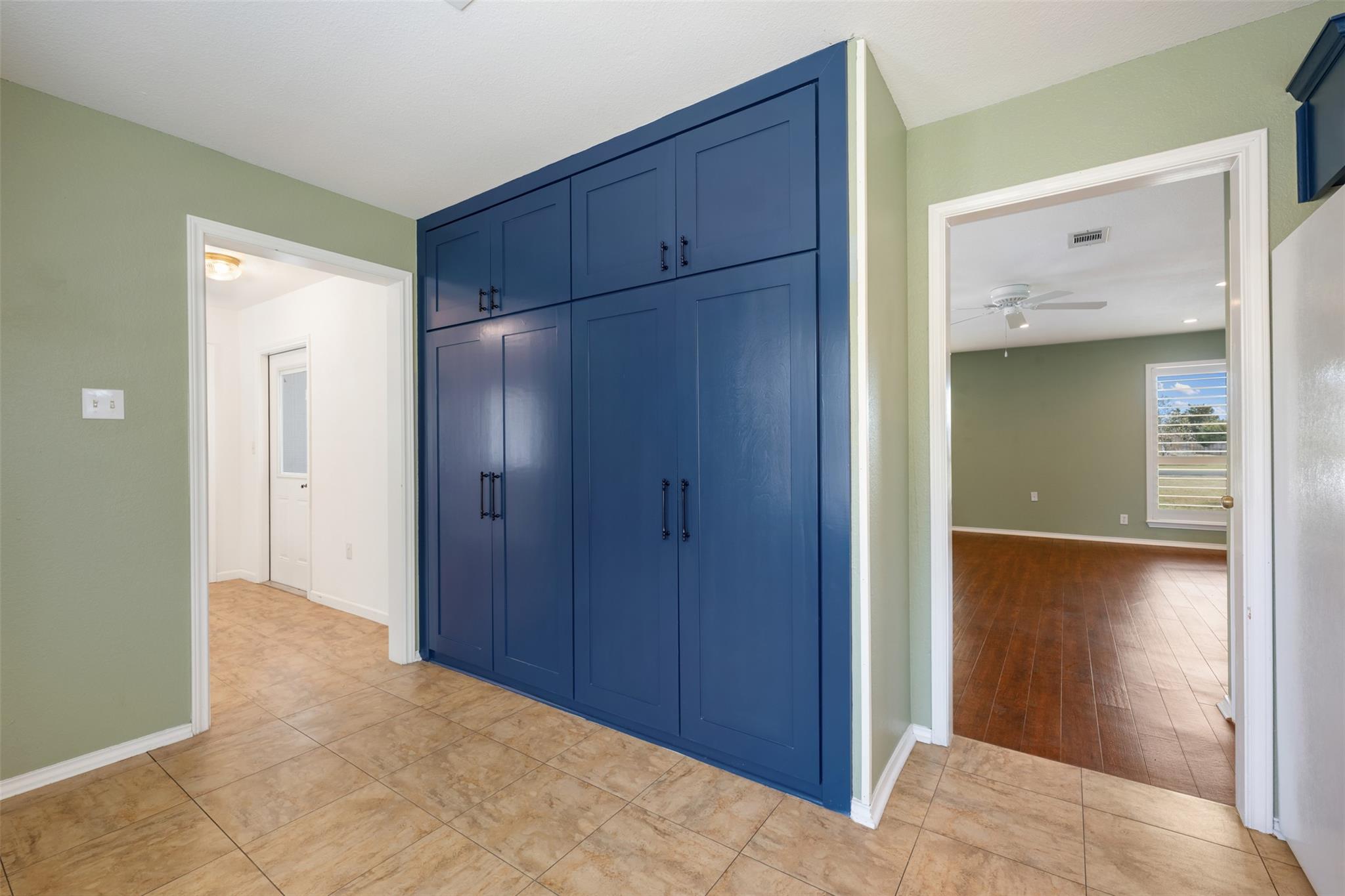 104 Sunset Rd, Georgetown, TX 78633