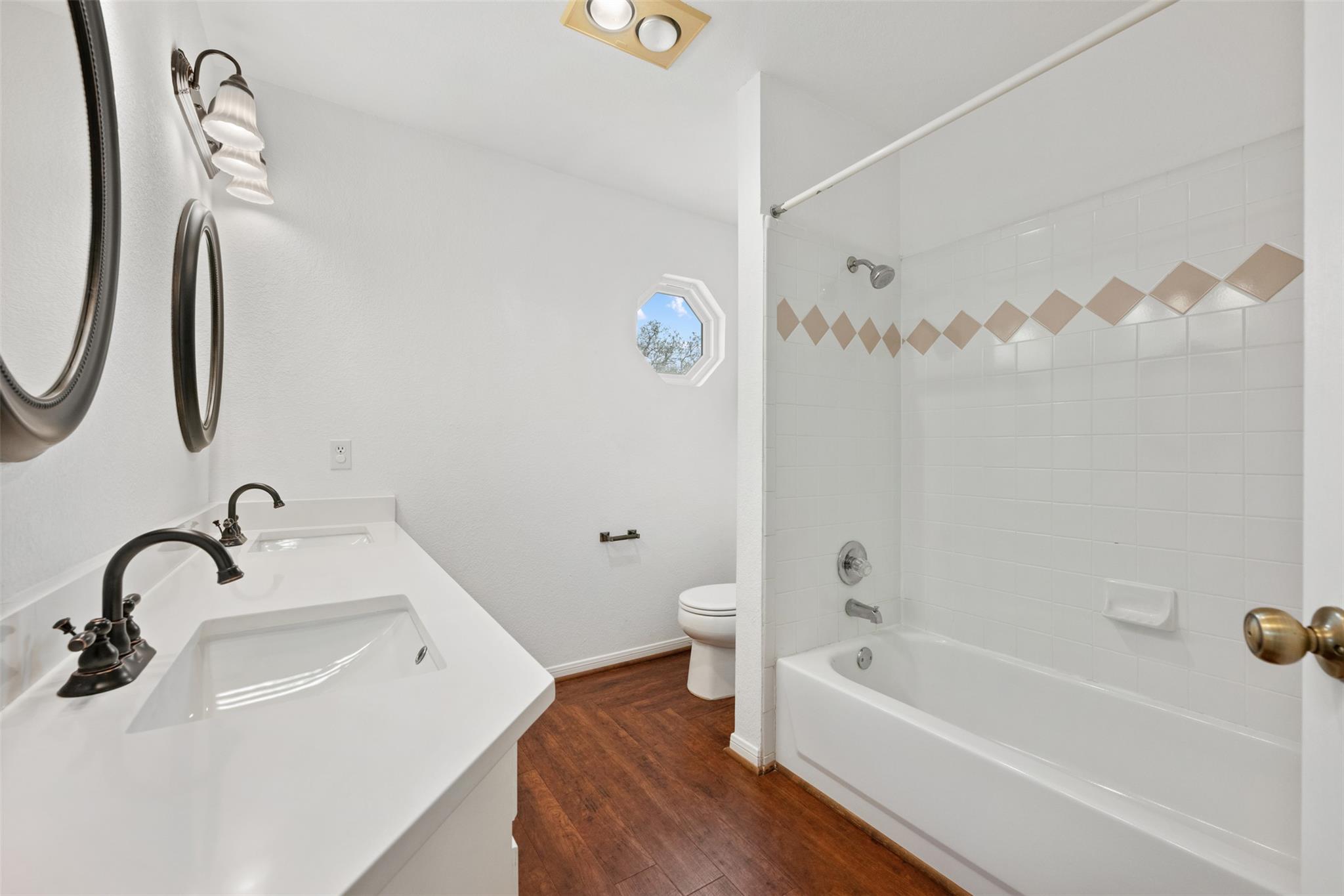 104 Sunset Rd, Georgetown, TX 78633