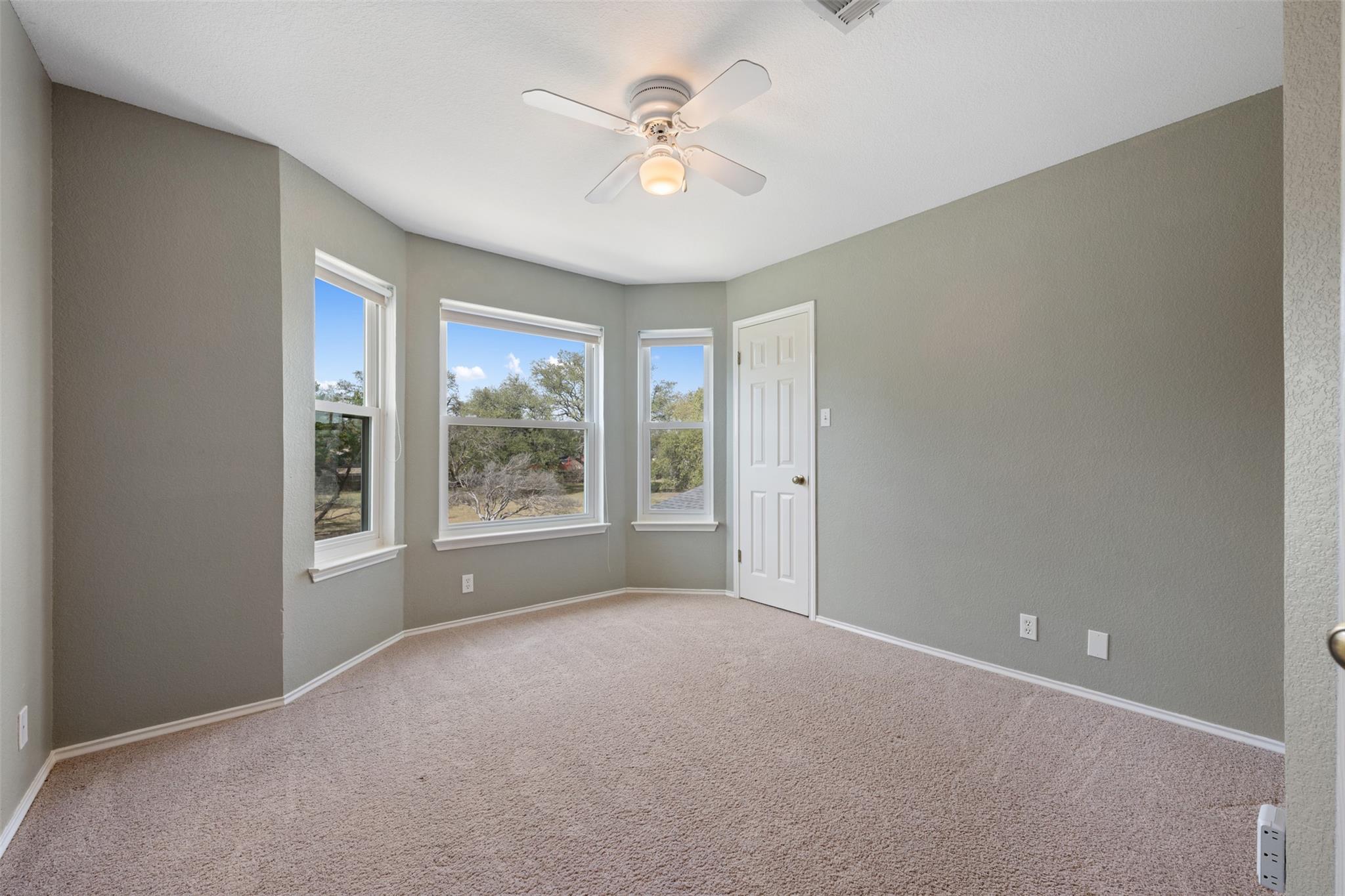 104 Sunset Rd, Georgetown, TX 78633