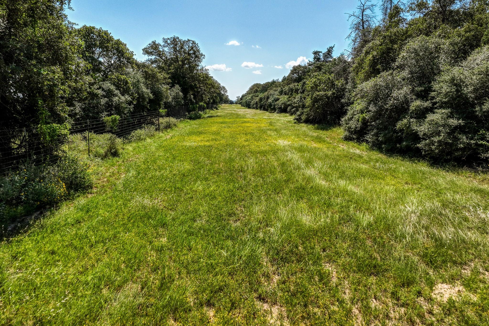 3336 County Road 326, Lexington, TX 78947