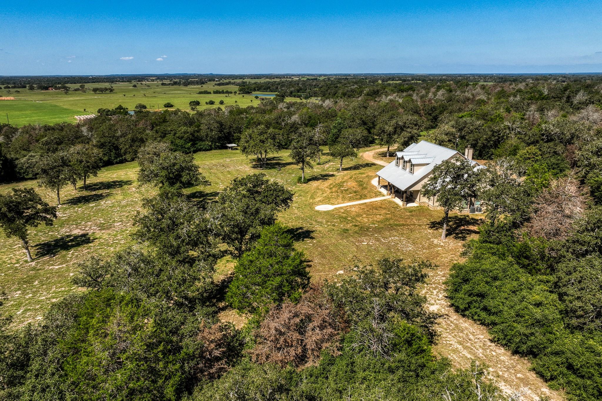 3336 County Road 326, Lexington, TX 78947